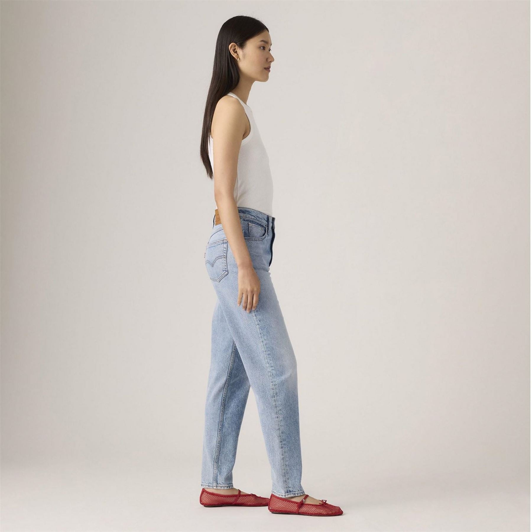 Levis 80s Mom Jean Tough Cookie