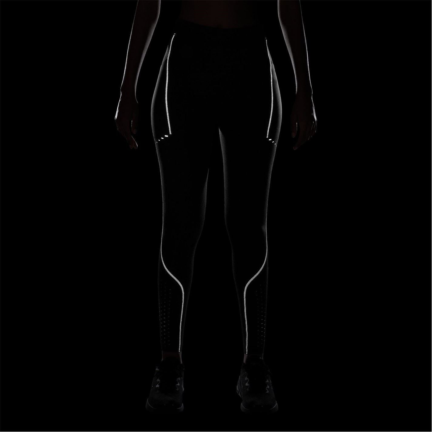 Nike Swift Solid Patterned Leggings