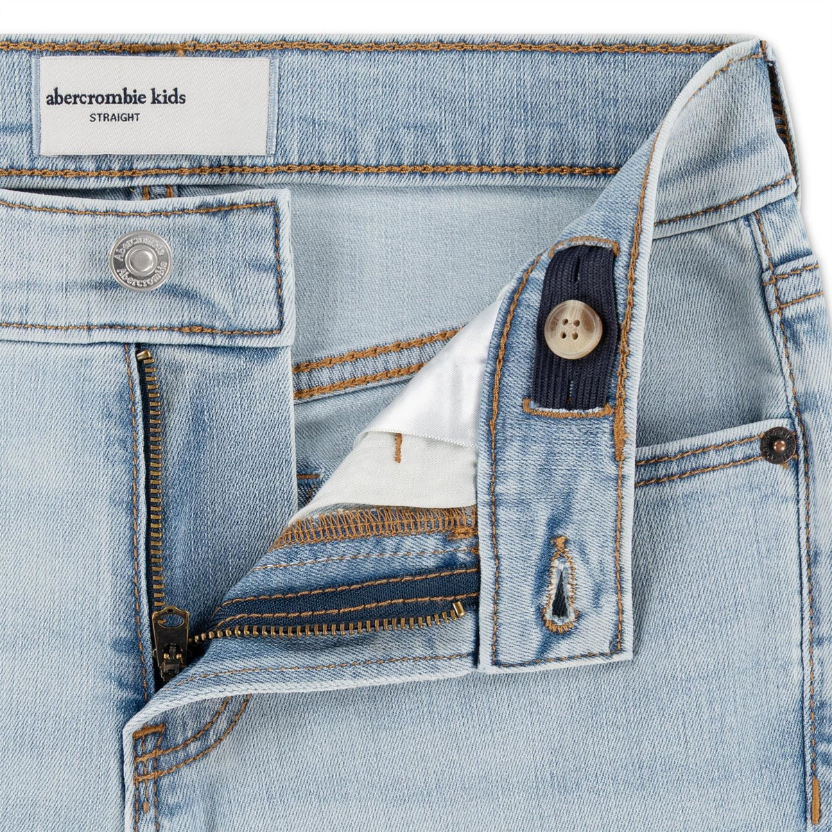 Abercrombie and Fitch And F Straight Fit Jn64