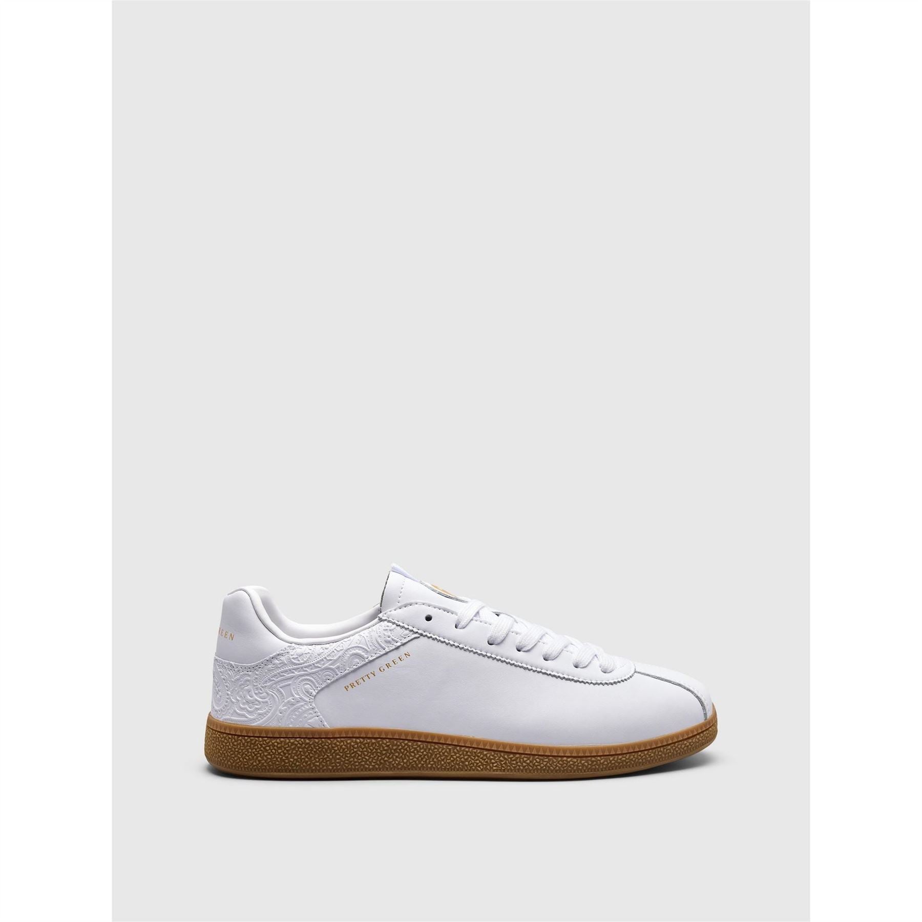 Pretty Green Zetas Low Top Round Toe Flat Heel Sneakers
