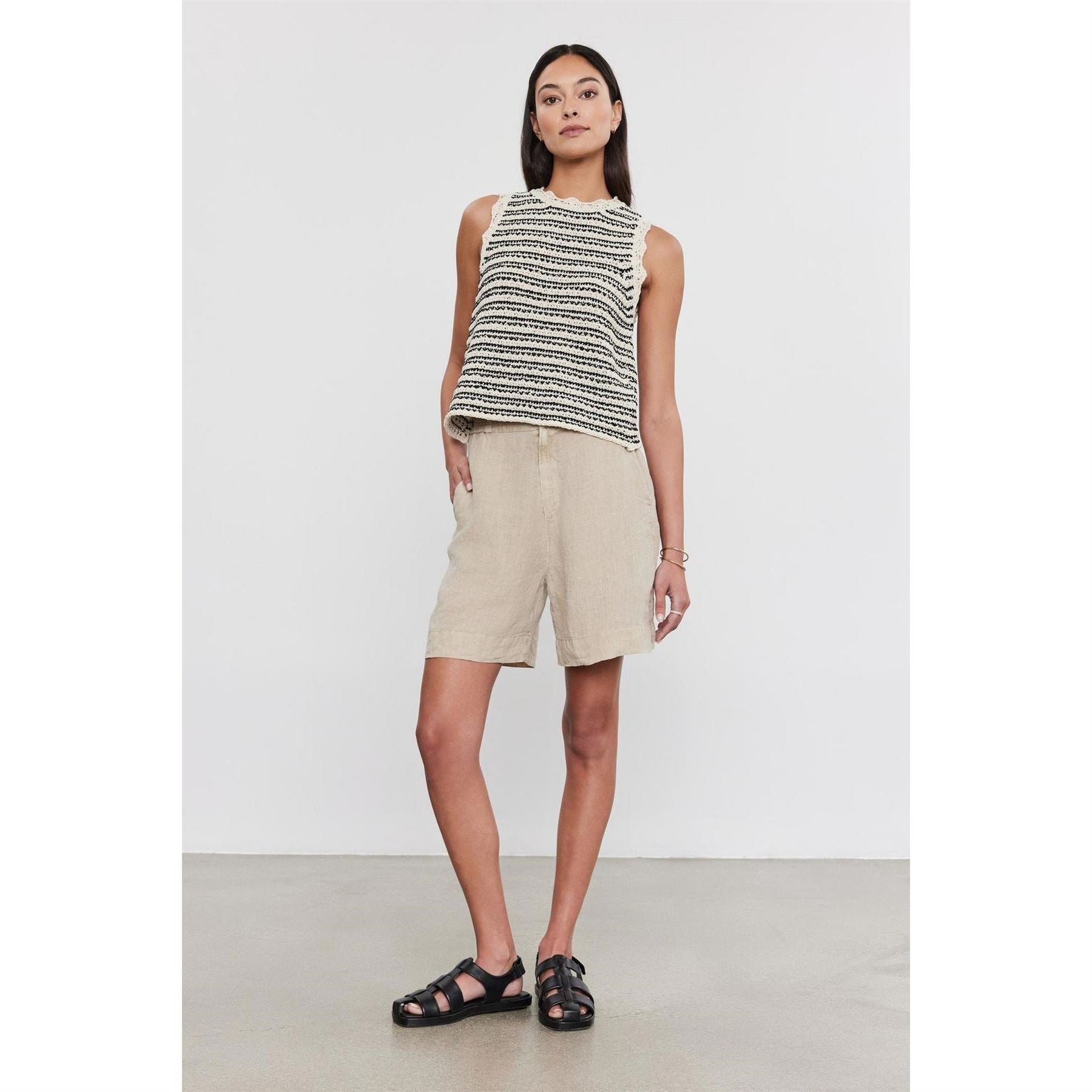 Velvet by Graham and Spencer Solid Patterned Relaxed Fit Bermuda Shorts