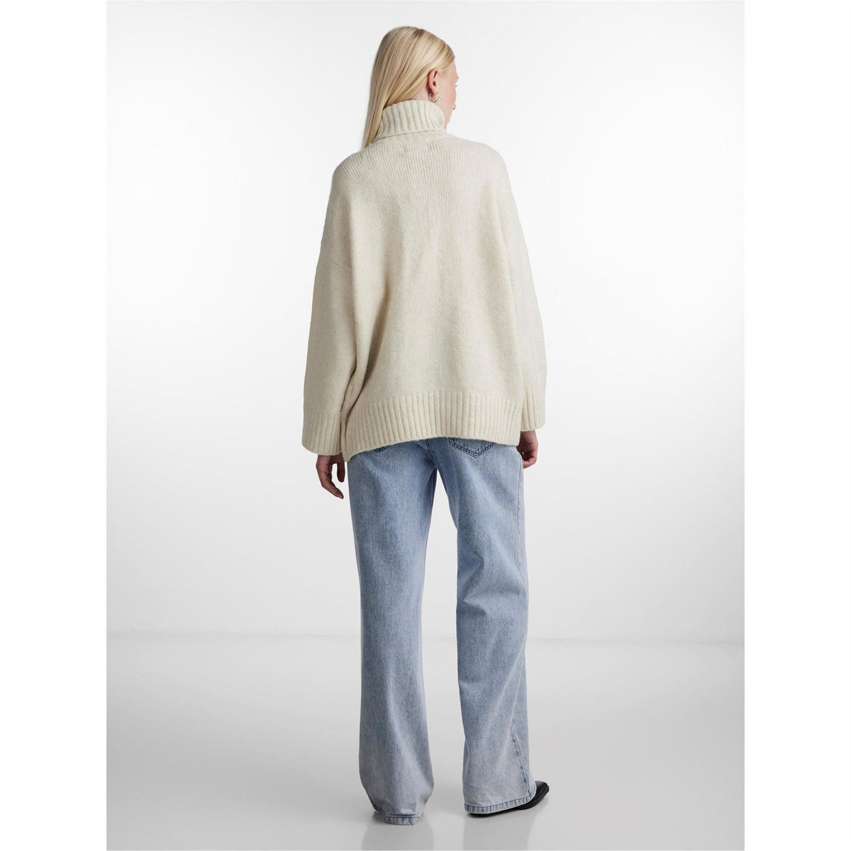 Pieces Oversize Fit Drop Shoulder Sweatshirt