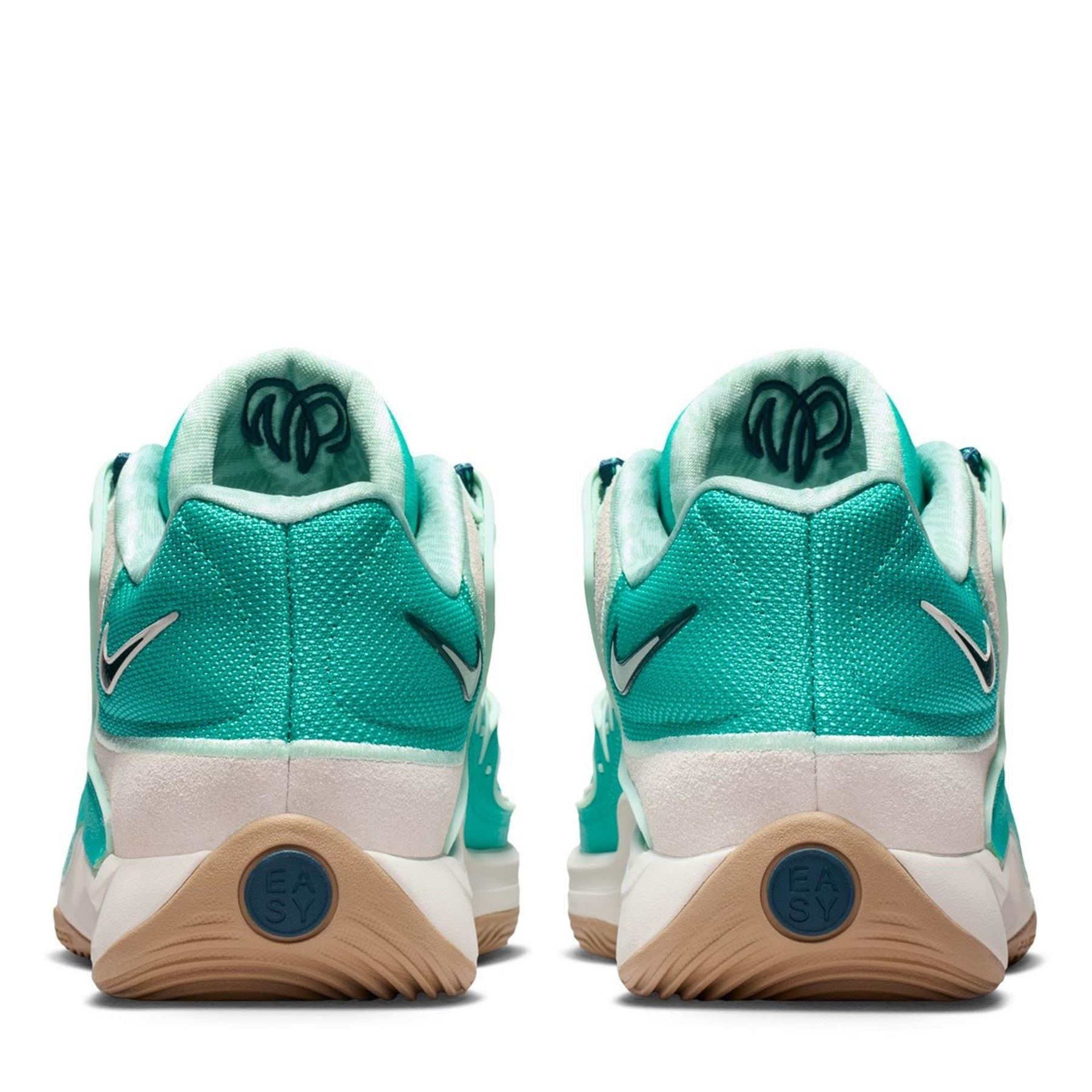 Nike Low Heel Round Toe Low Top Sneakers