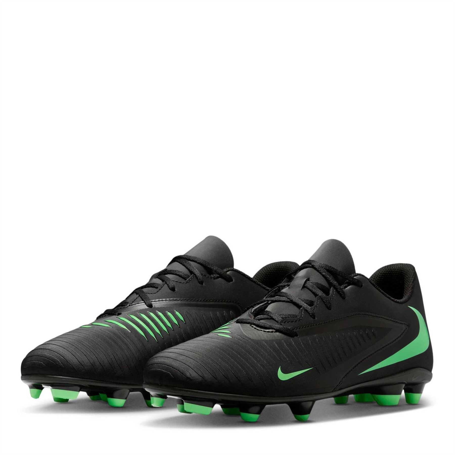 Nike Phantom 6 Low Club Adults Firm Ground Football Boots