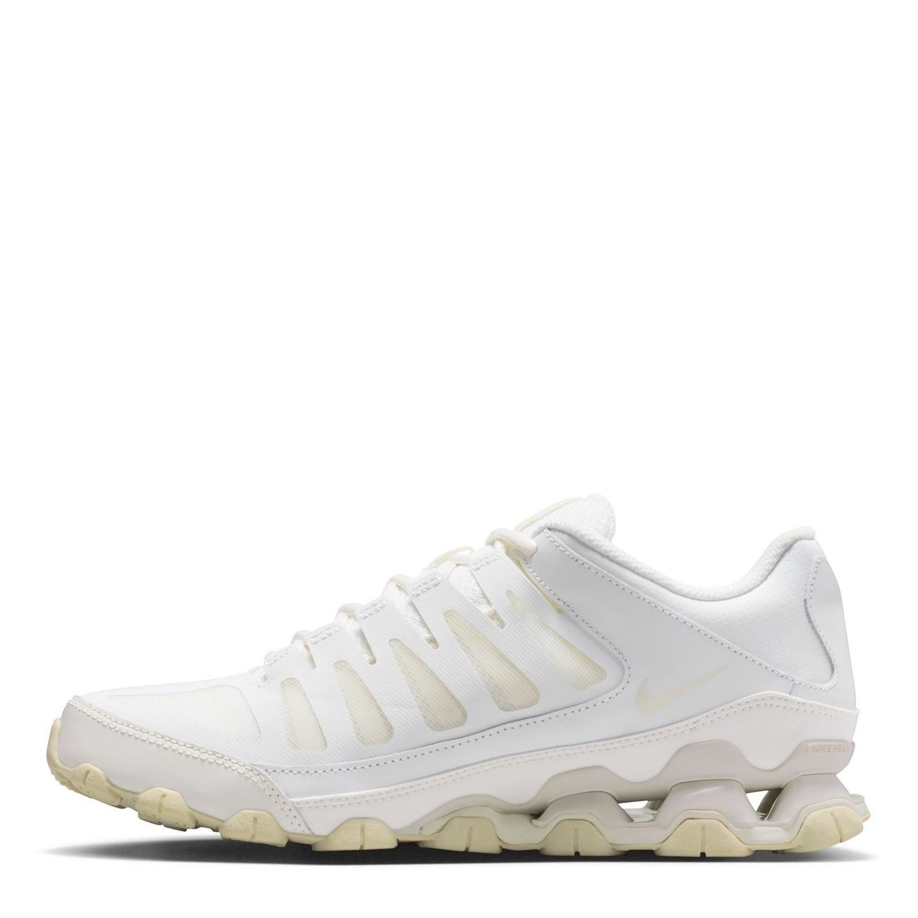 Nike Reax 8 TR Lace-Up Sneakers