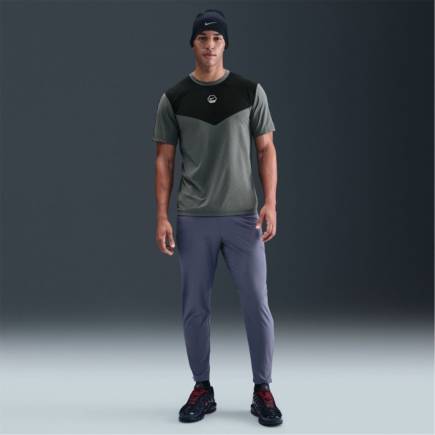 Nike Regular Fit Short Sleeve Crew Neck T-Shirt