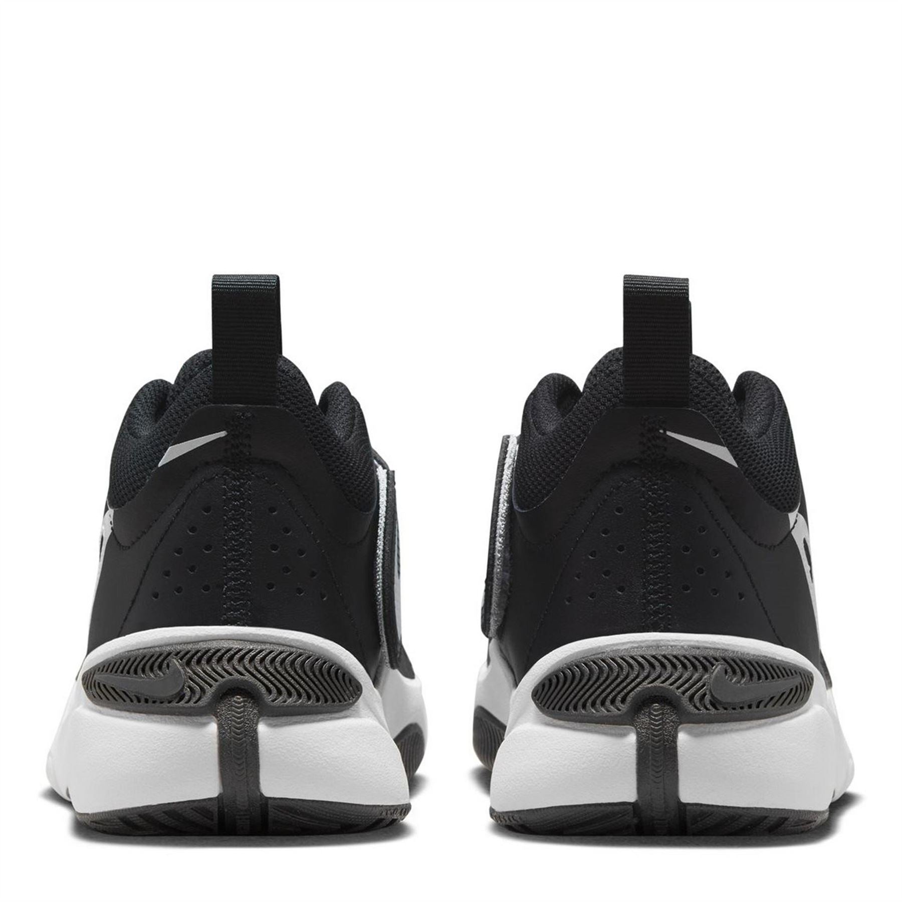 Nike Hustle D11 Junior Boys Basketball Trainers