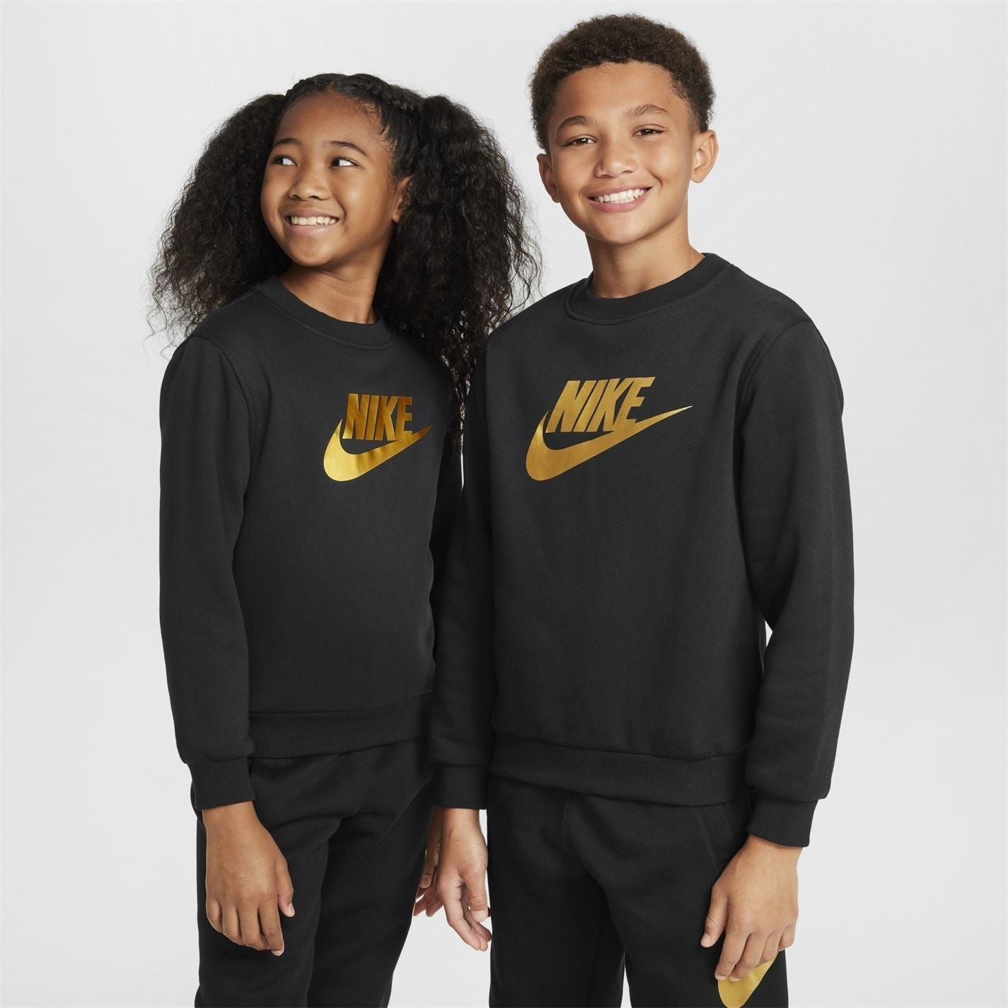 Nike Crew Neck Ribbed Collar Long Sleeve Sweatshirt