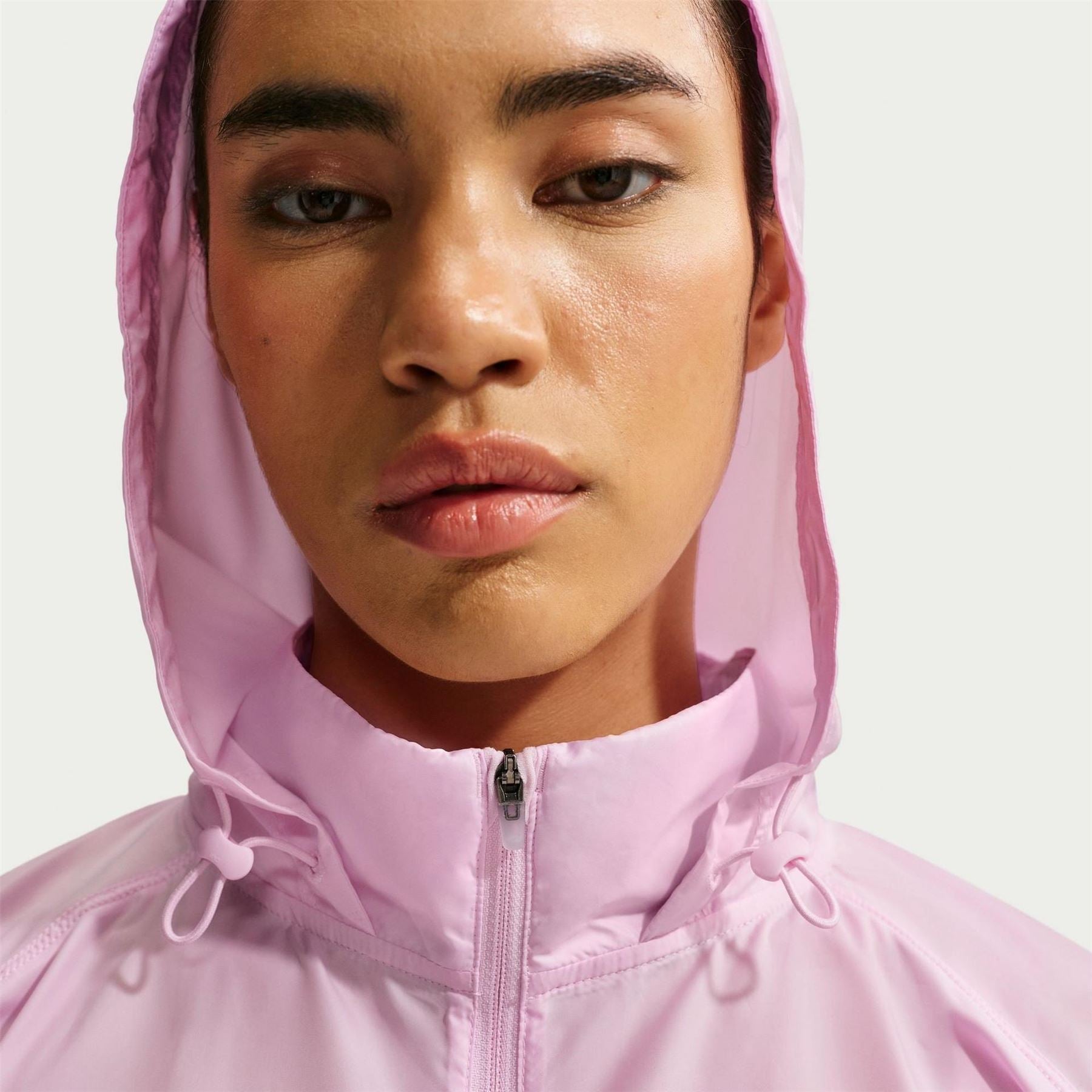 Nike Tempo Hooded Solid Patterned Windbreaker