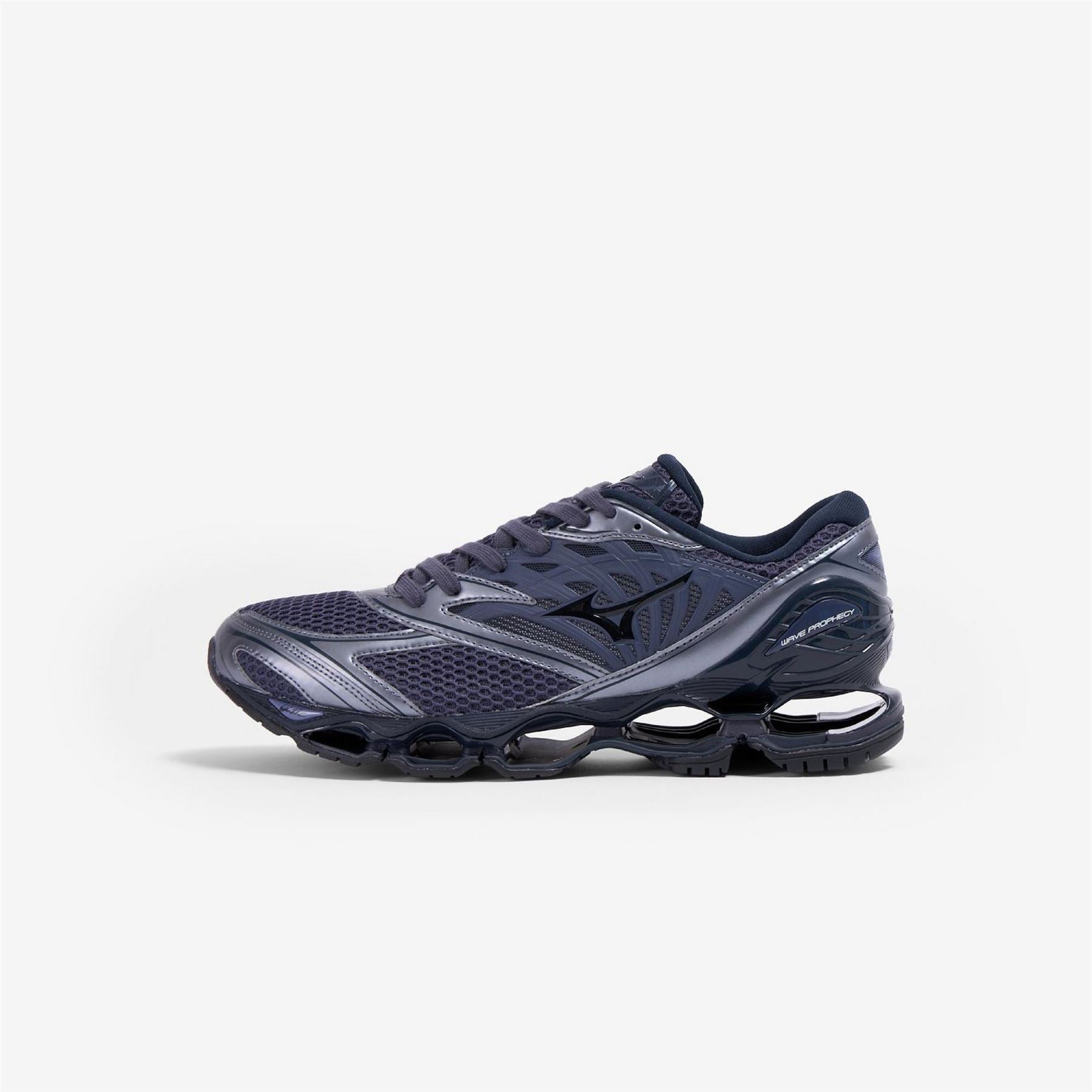 Mizuno Contender Low Top Lace-Up Sneakers