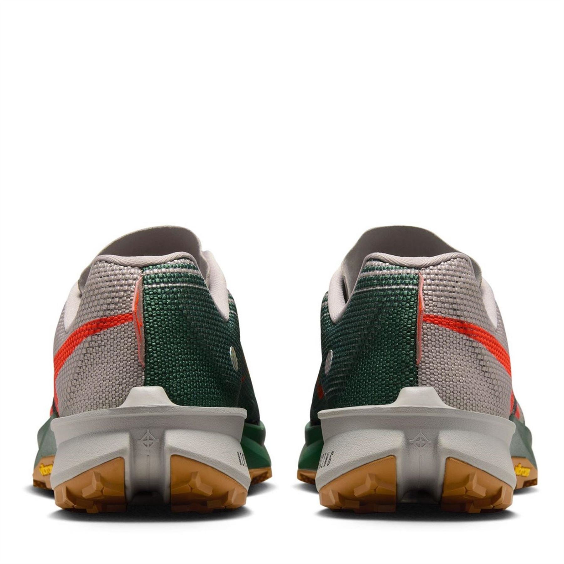 Nike Mens Kiger 10 Trail Running Shoes