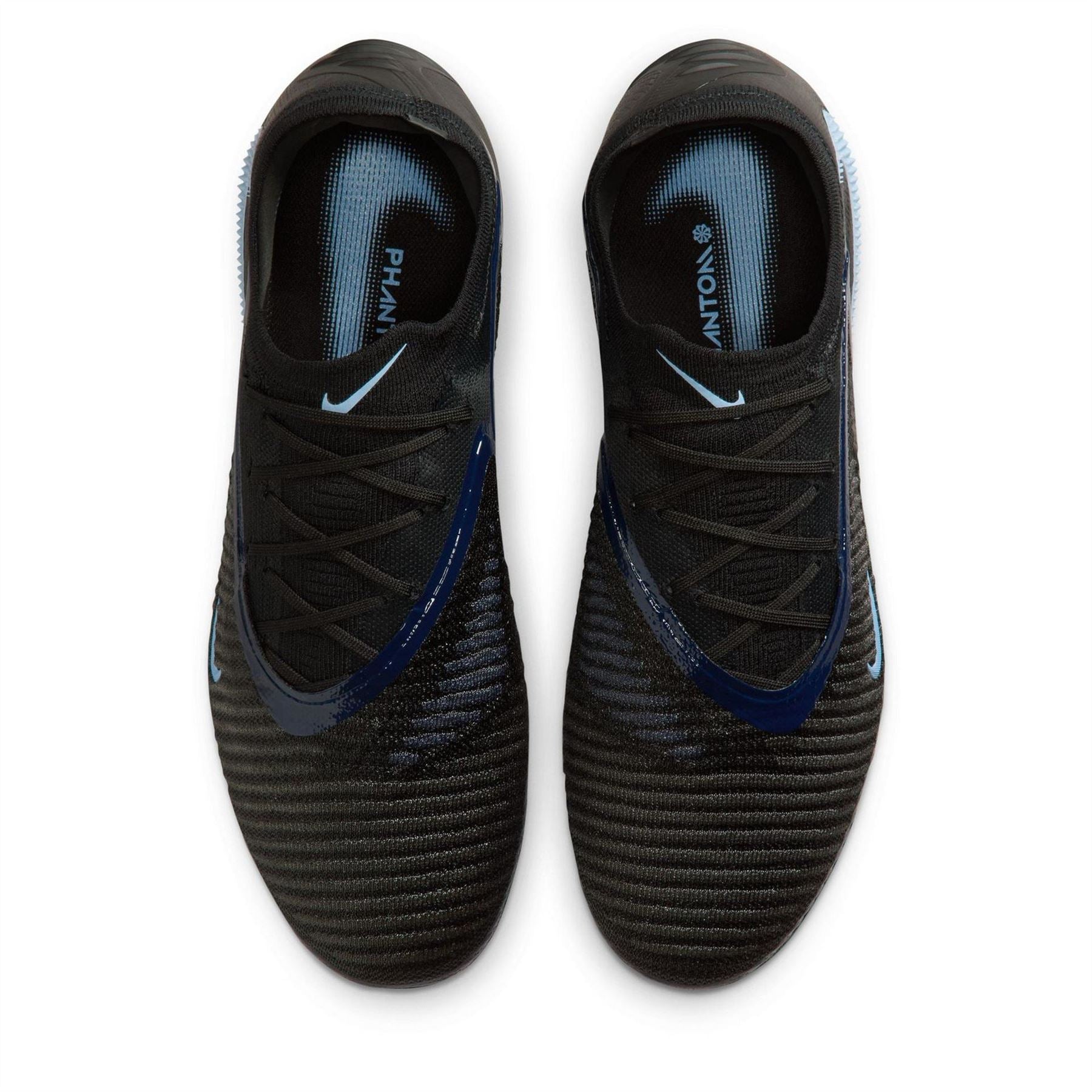Nike Phantom 6 Textured Lace Up Low Top Sneakers
