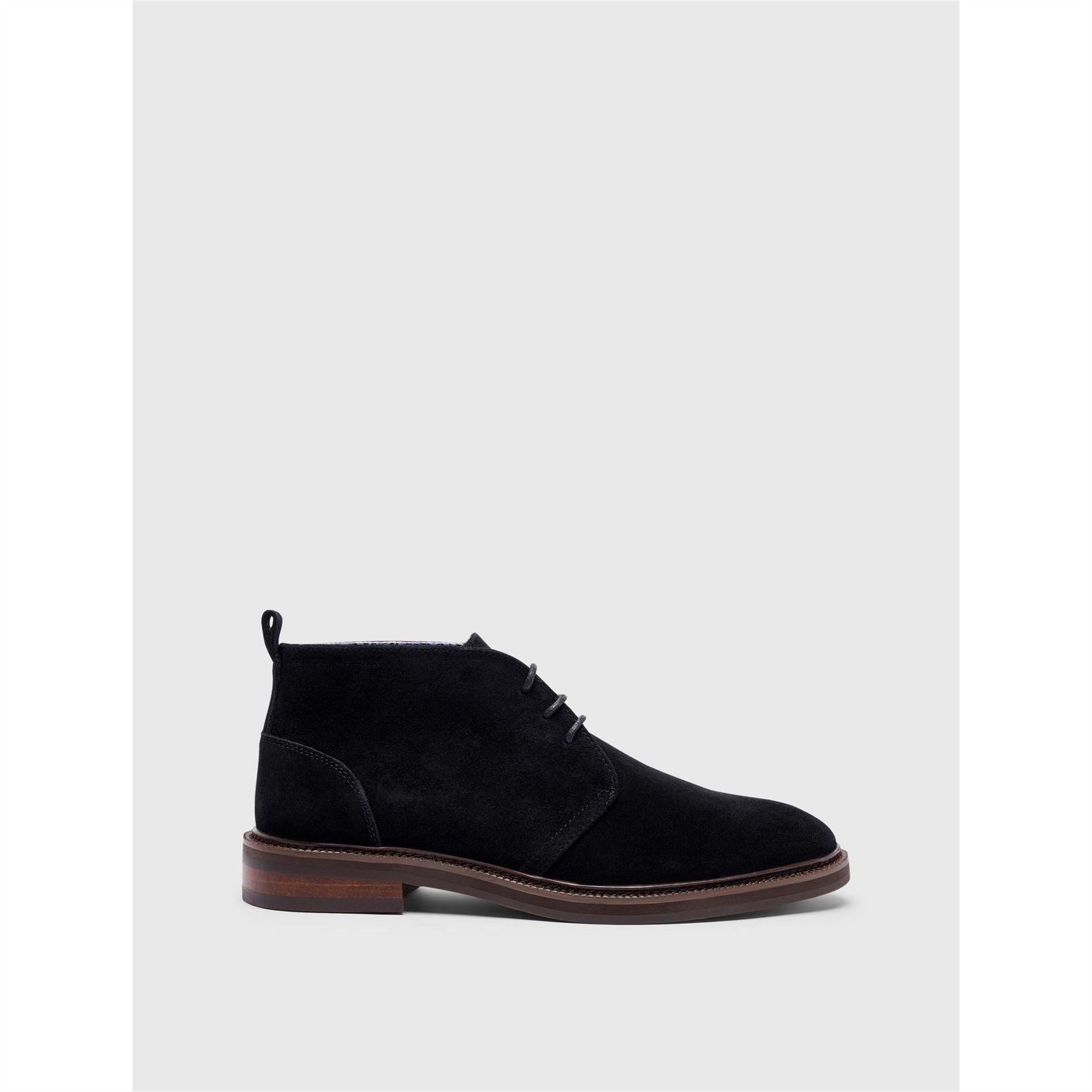 Pretty Green Solid Patterned Chukka Boots