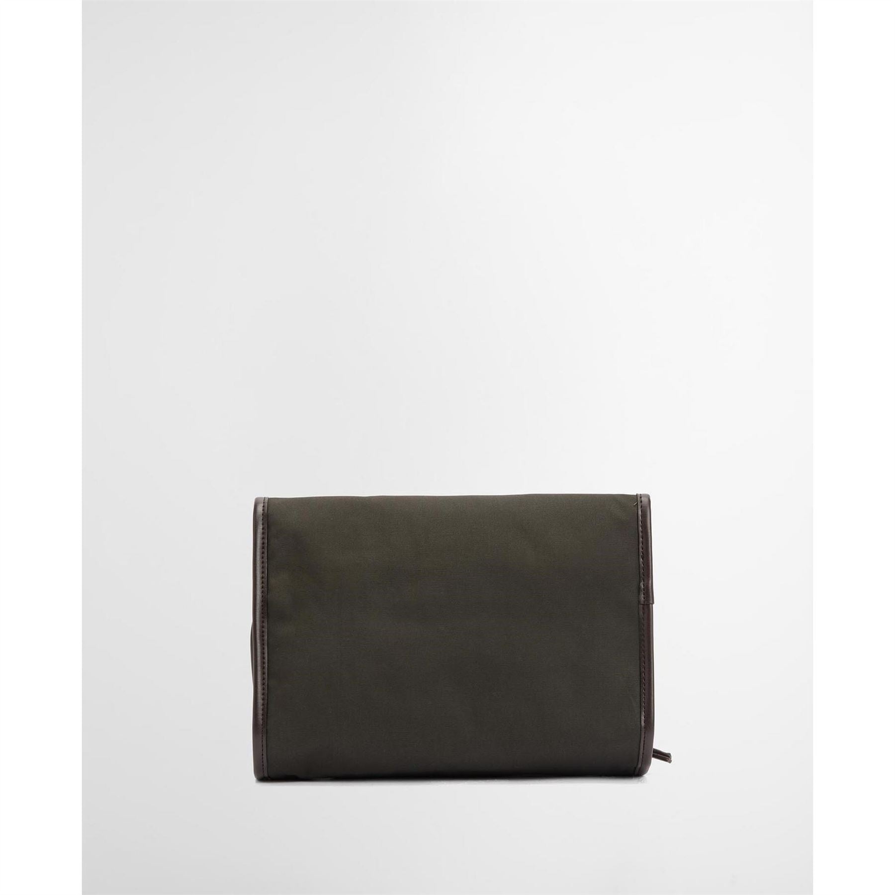 Barbour Hanging Washbag