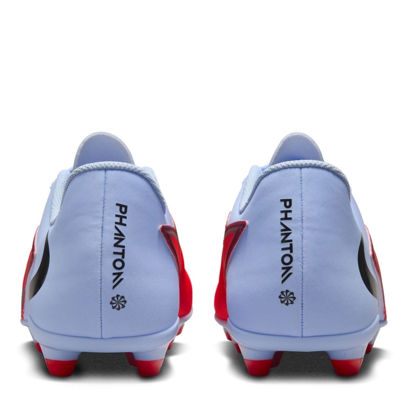 Nike Phantom 6 Low Club Adults Firm Ground Football Boots