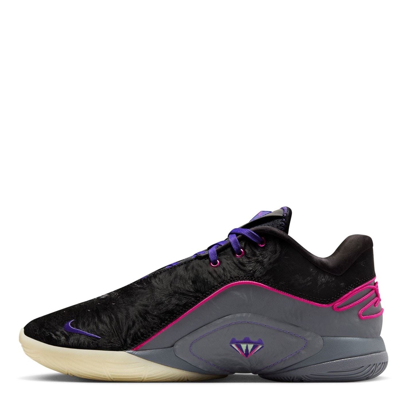 Nike Lebron XXII SN52 Graphic Print Low Top Sneakers