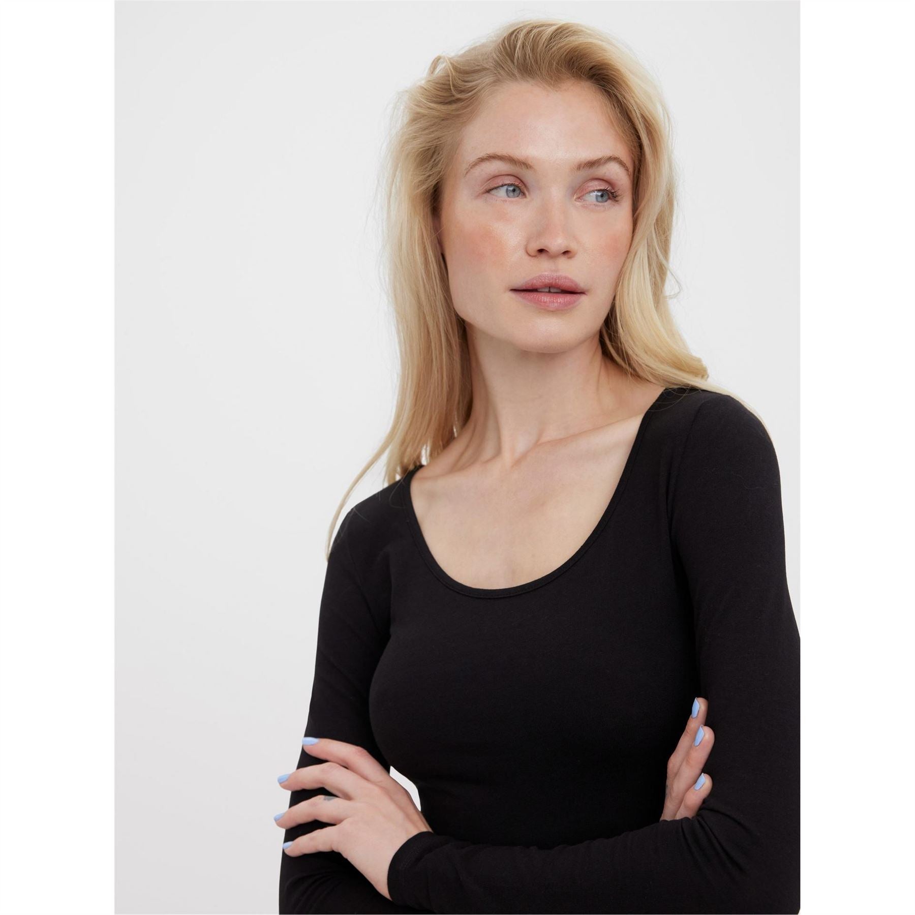 Vero Moda Slim Fit Scoop Neck Long Sleeve T-Shirt