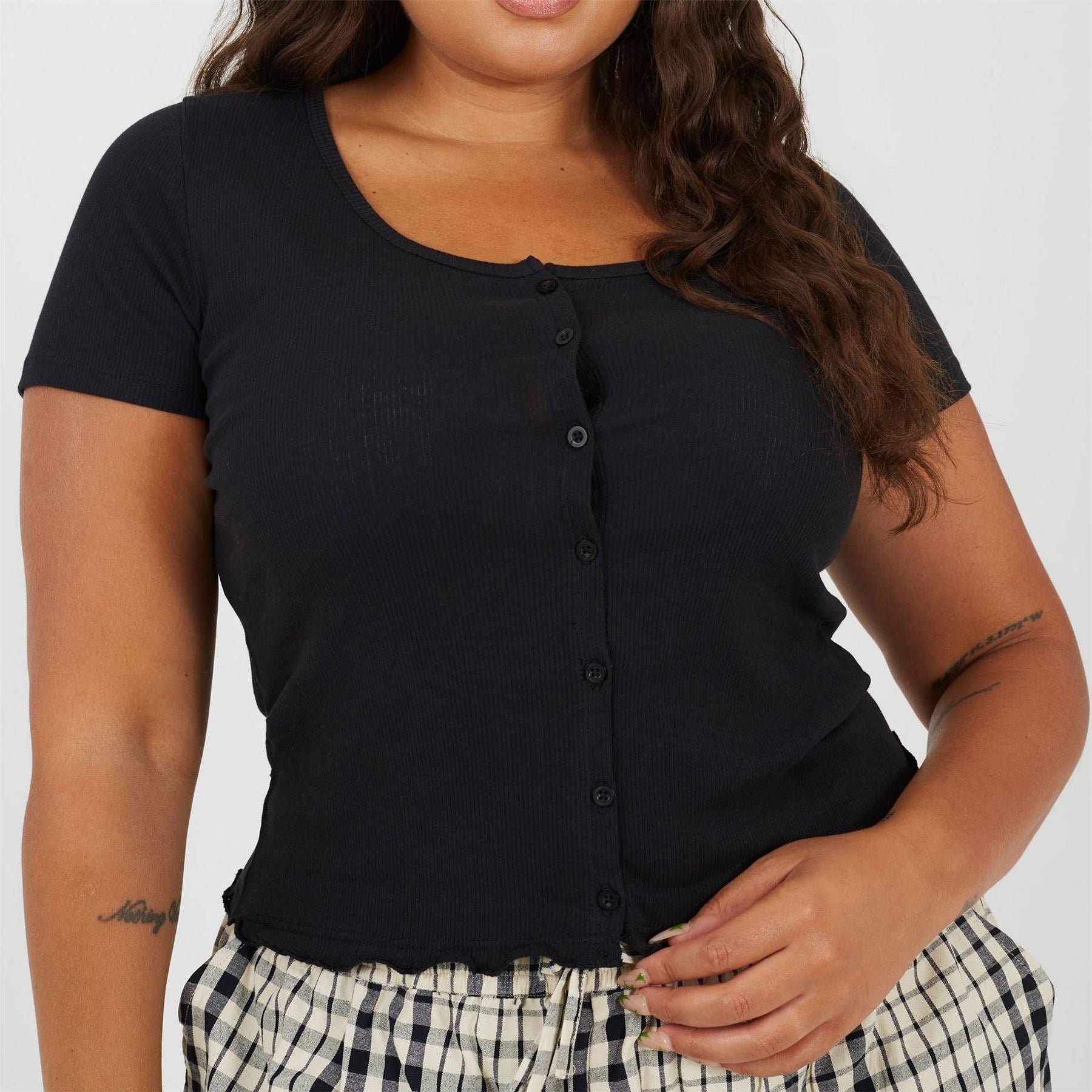 Brave Soul Plus Size Button Through Short Sleeve Top With Lettuce Hem