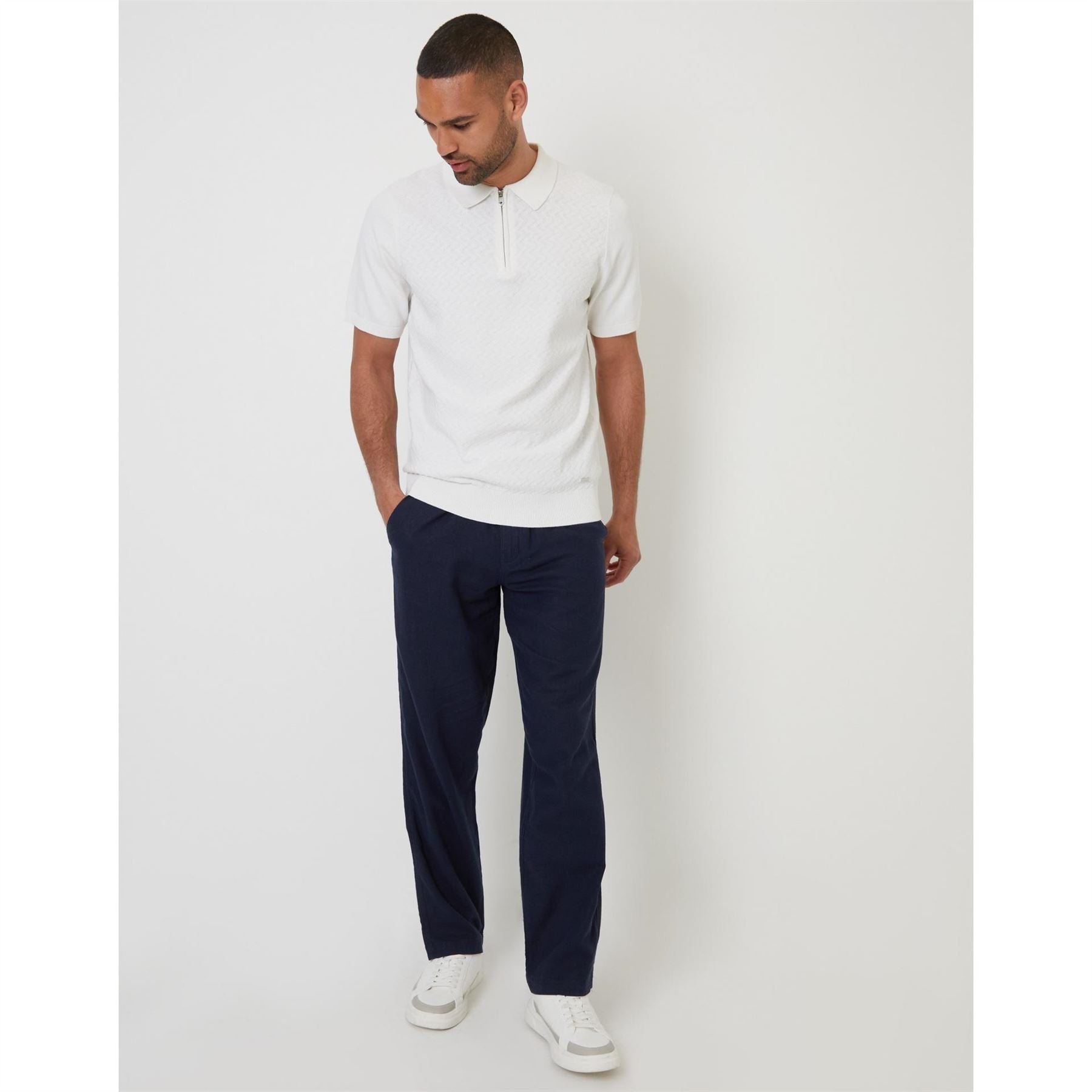 Threadbare Linen Solid Patterned Straight Trousers