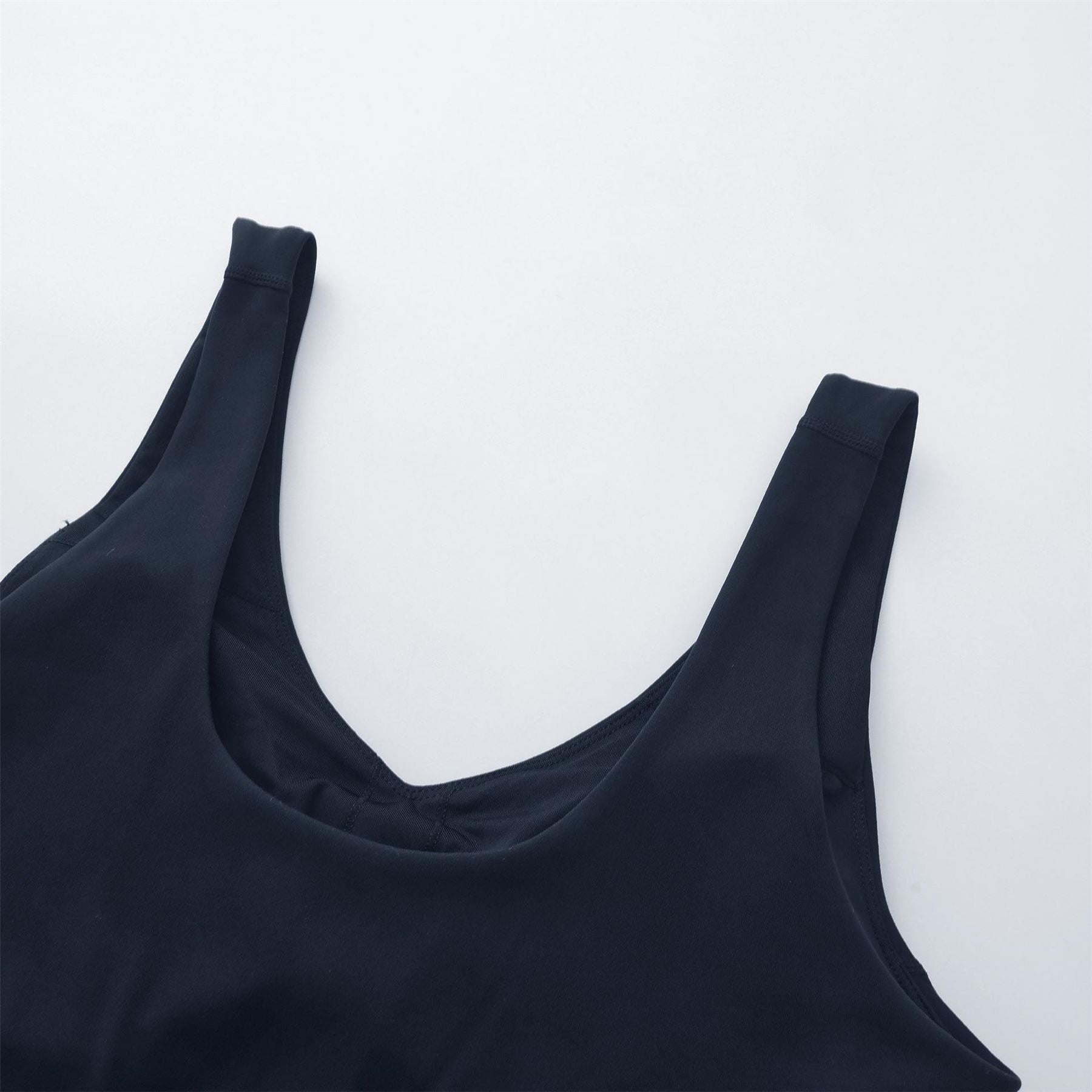 LA Gear Womens V Neck Active Tank Top