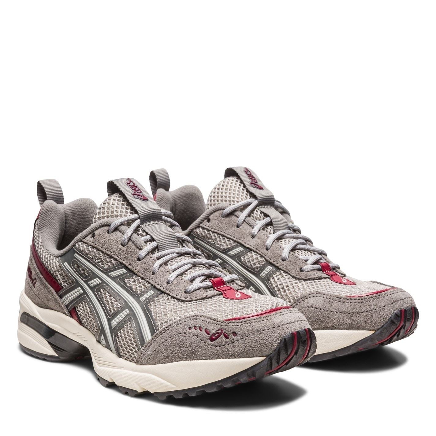 Asics GEL 1090v2 Low Top Running Sneakers