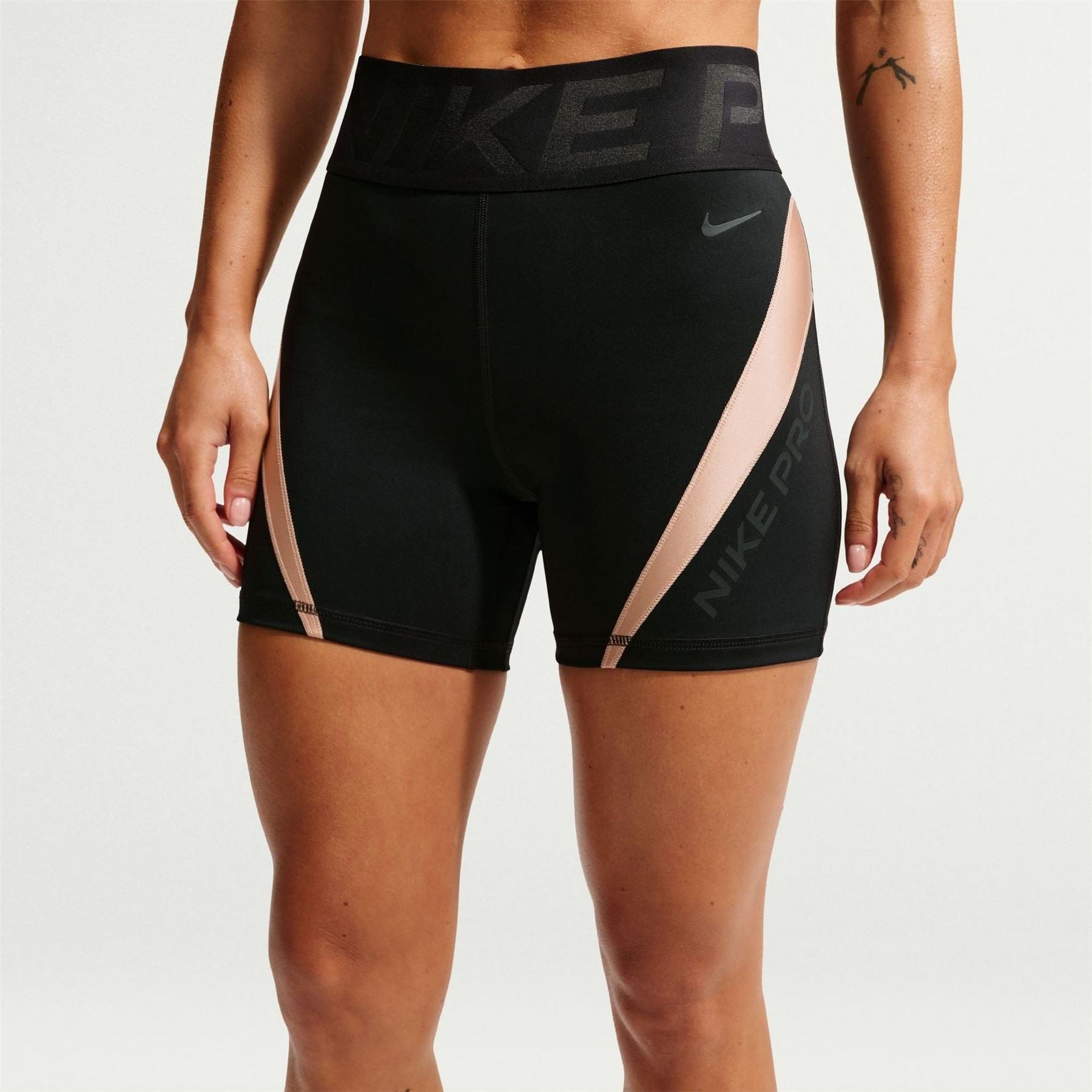 Nike Keely Sculpt 5in Performance Shorts