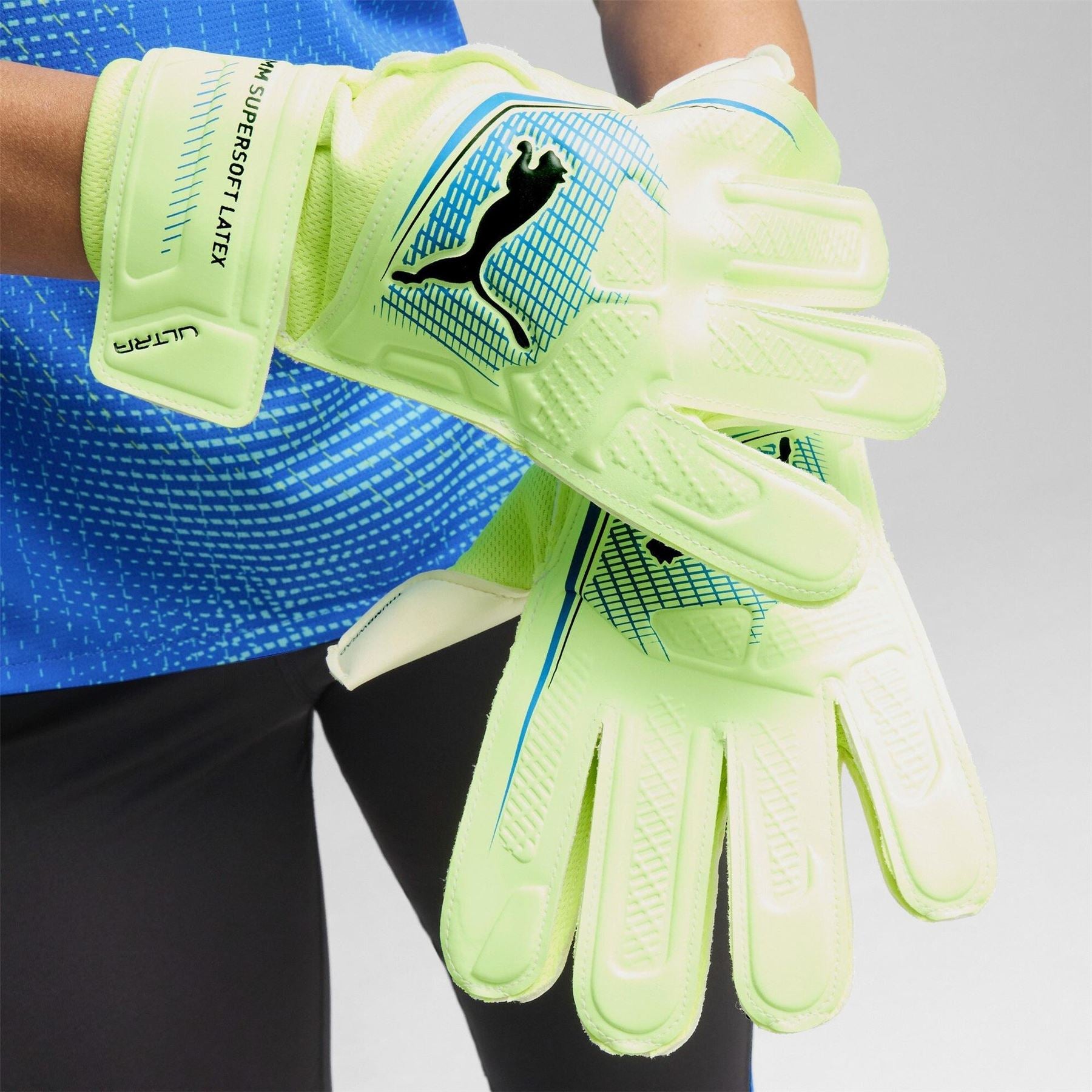 Puma Ultra Play Juniors Goalkeeper Glove