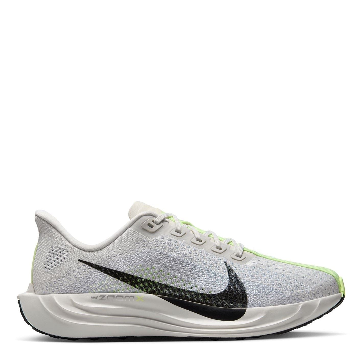 Nike Womens Pegasus Plus Running Shoes