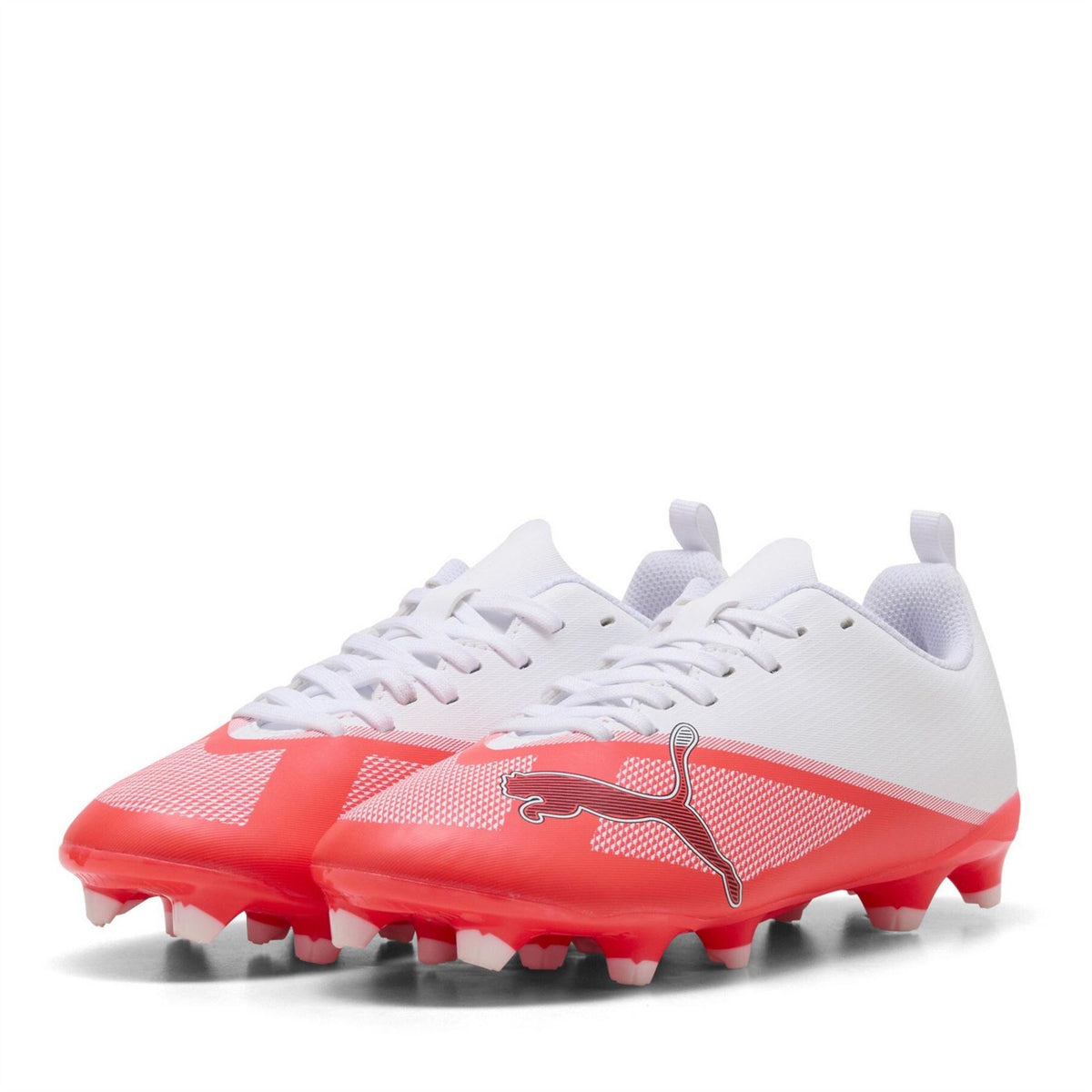 Puma Ultra 7.4 Low Top Firm Ground Sneakers