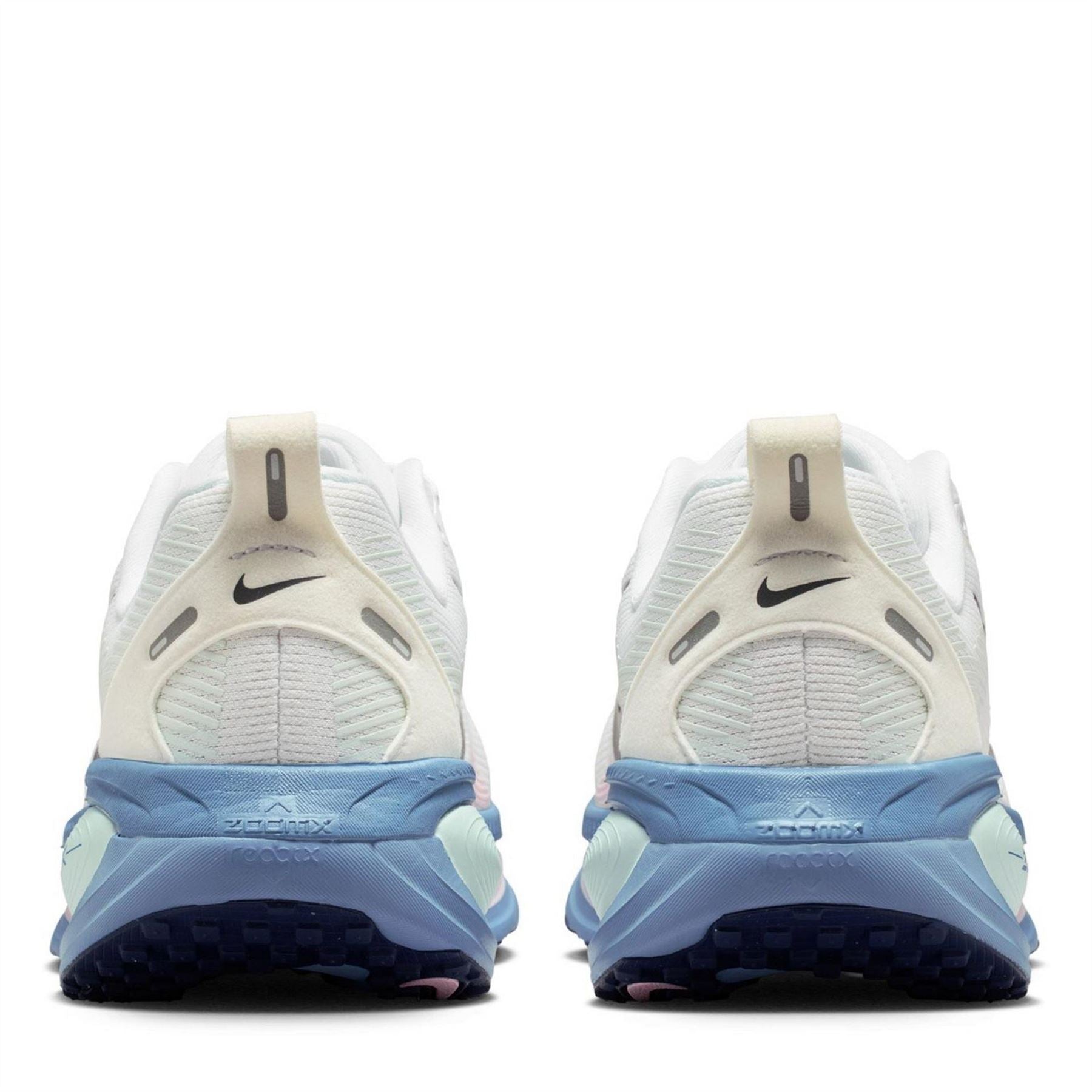 Nike Womens Vomero 18 Road Running Shoes