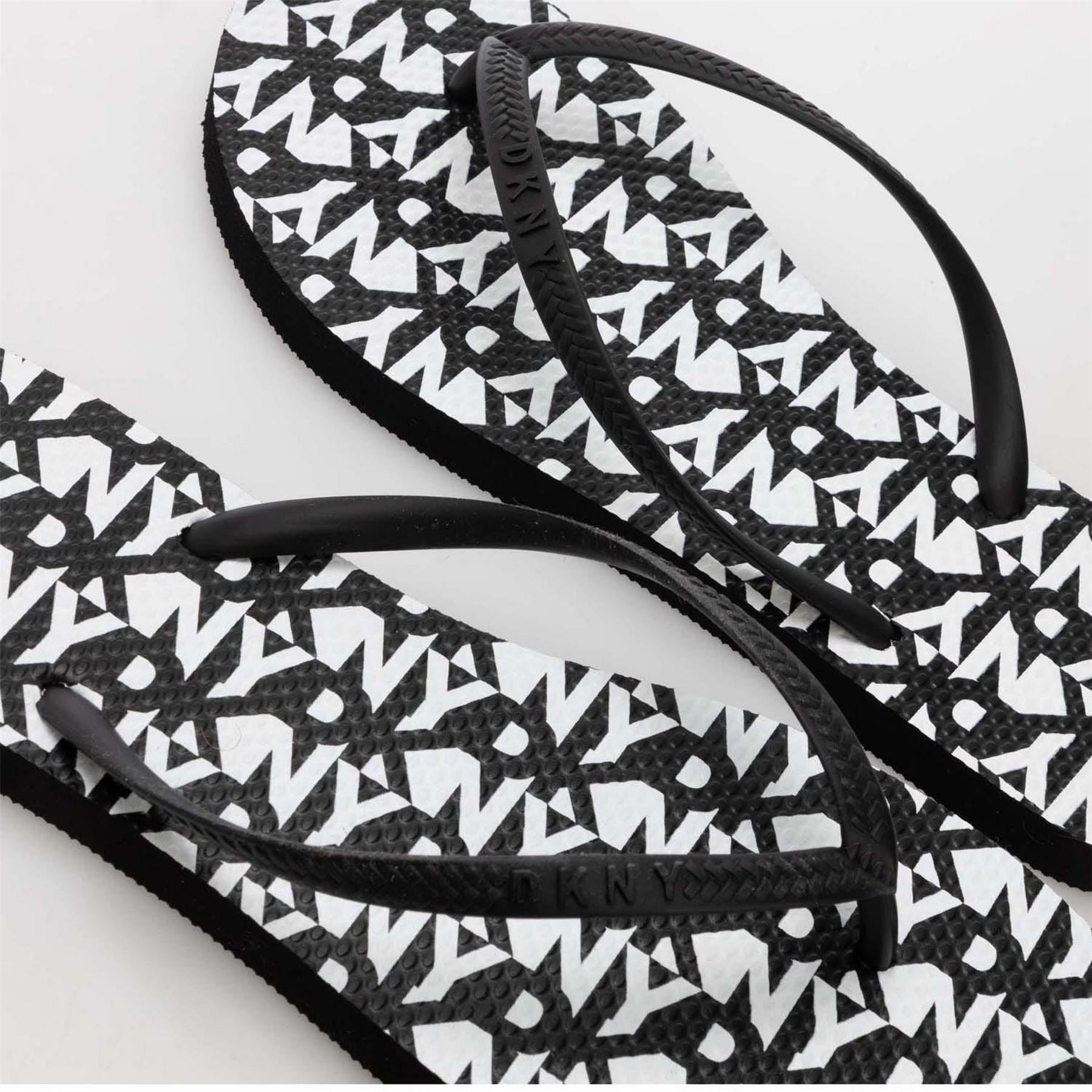 DKNY Flip Flop