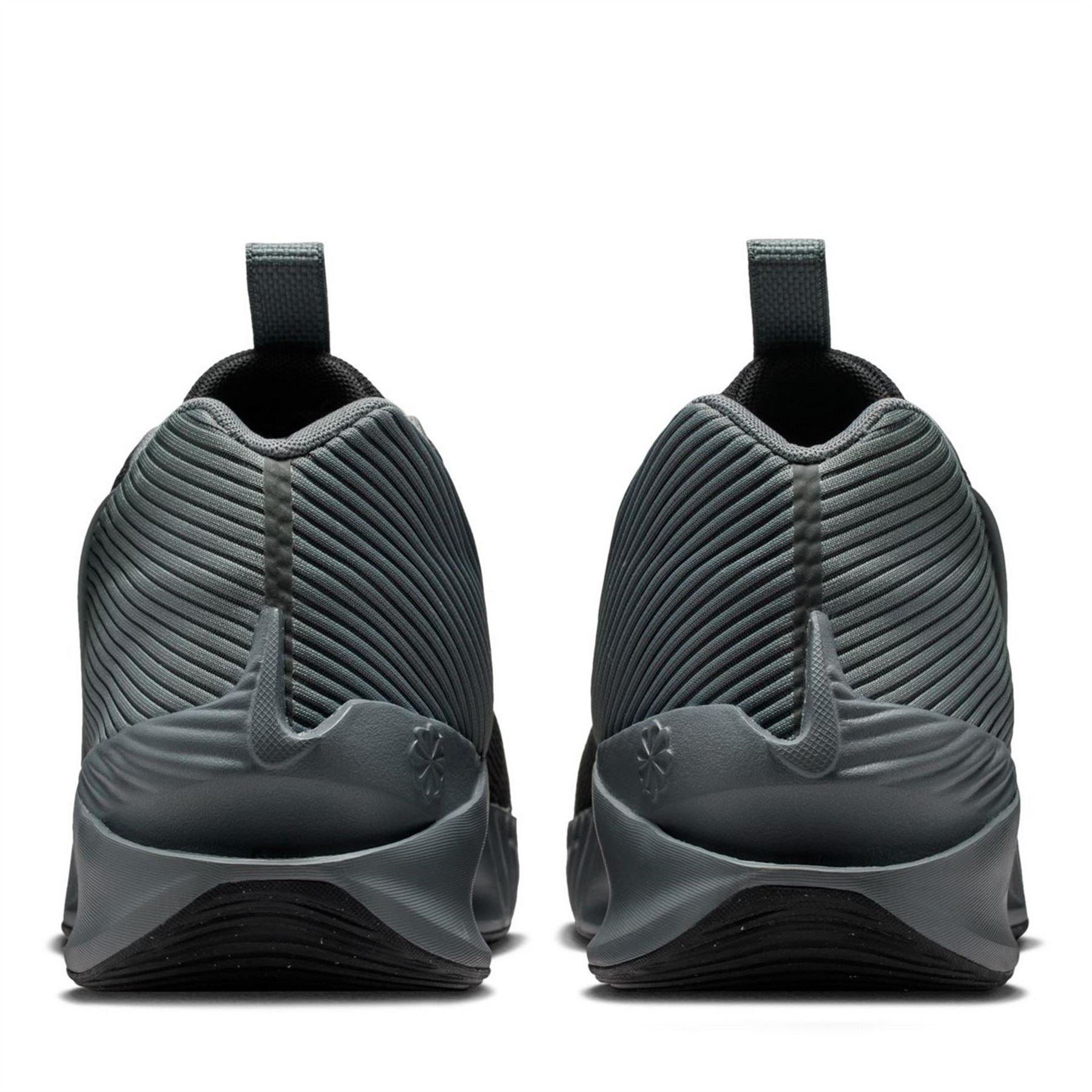 Nike Mens G.t. Jump Academy Basketball Trainers