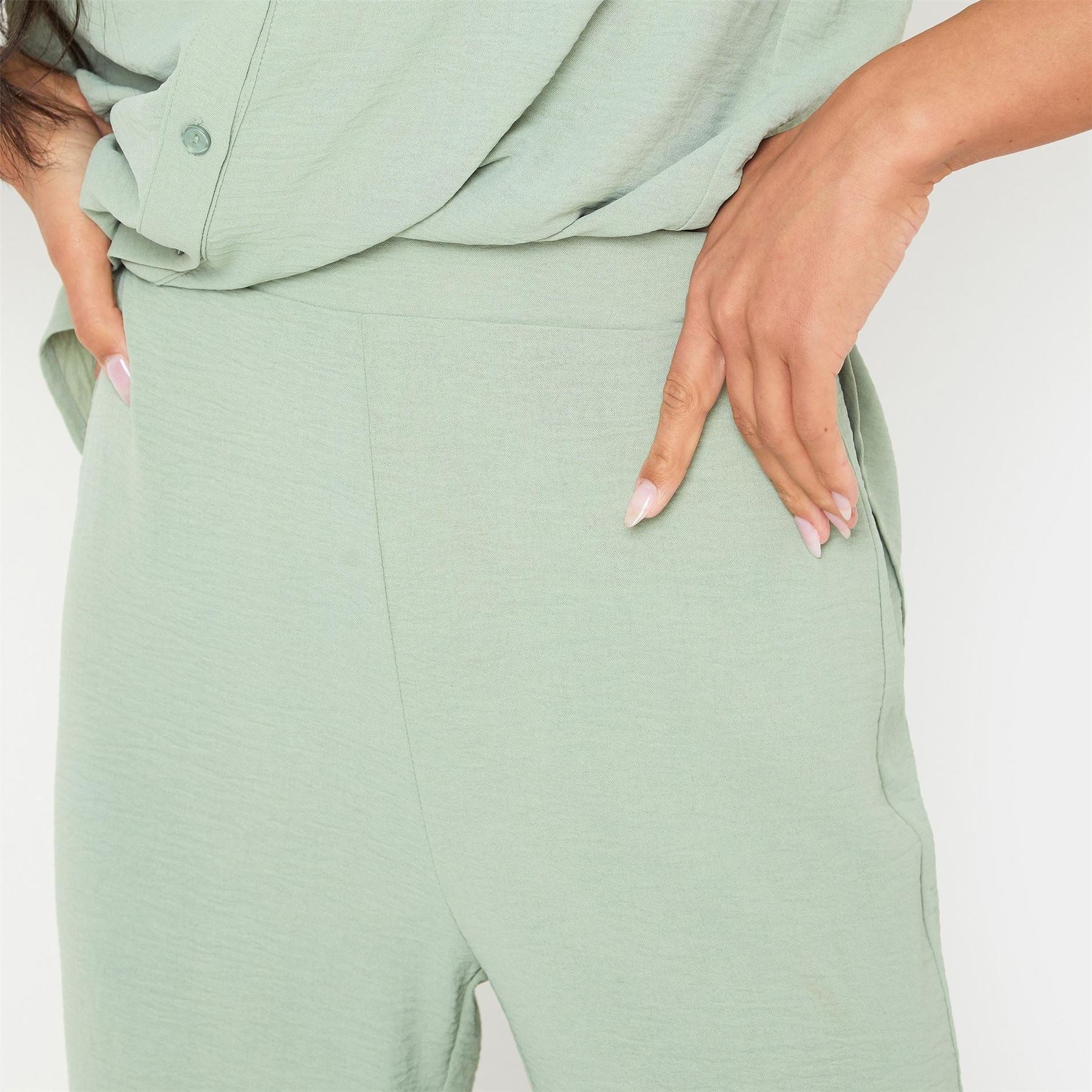 I Saw It First Crepe Wide Leg Trousers