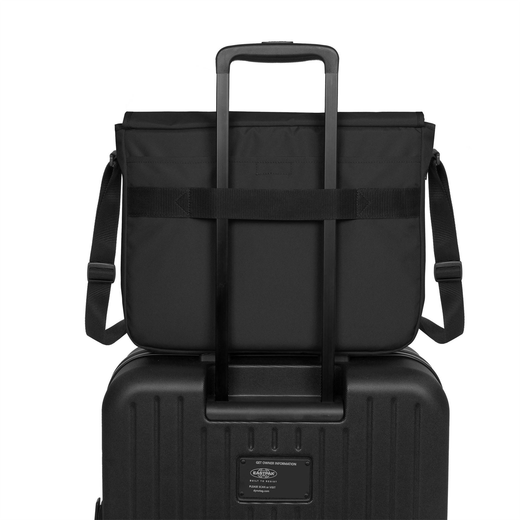 Eastpak + Medium Shoulder Bag 20l