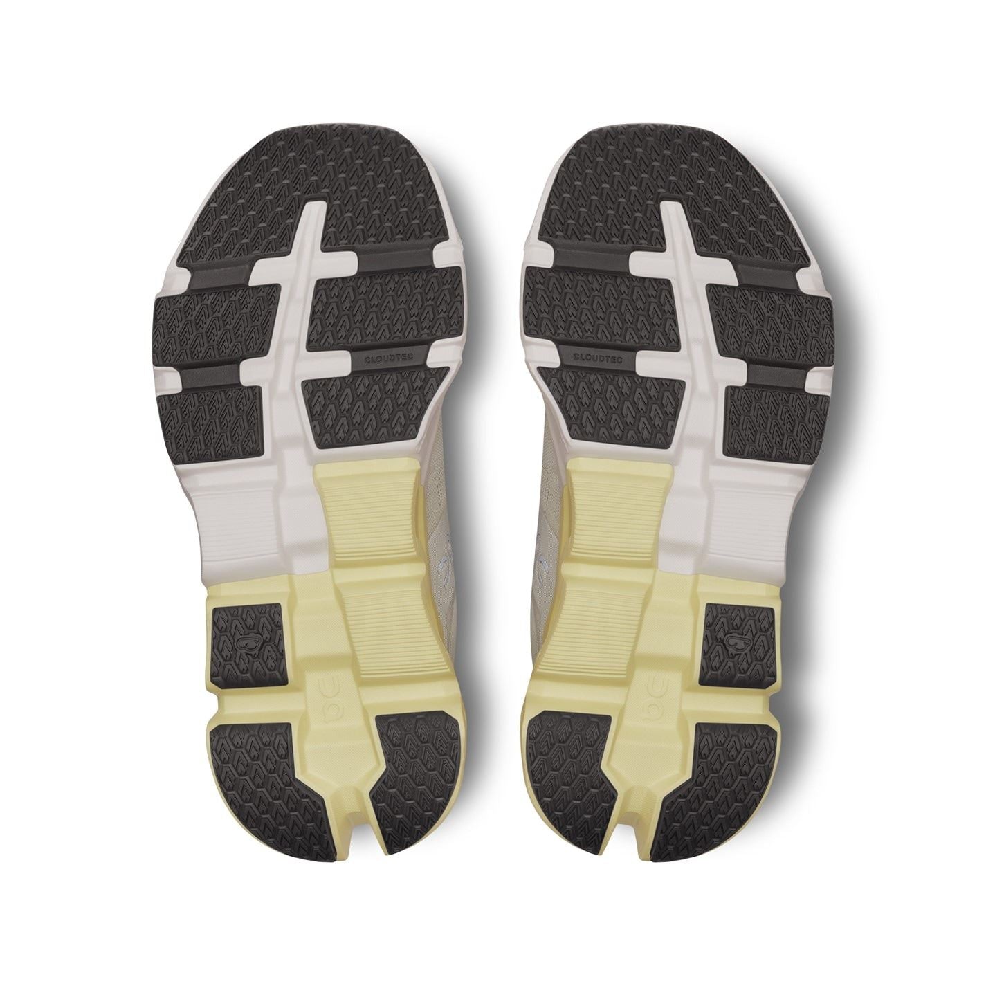 On Cloudflyer 5 Round Toe Flat Heel Road Shoes