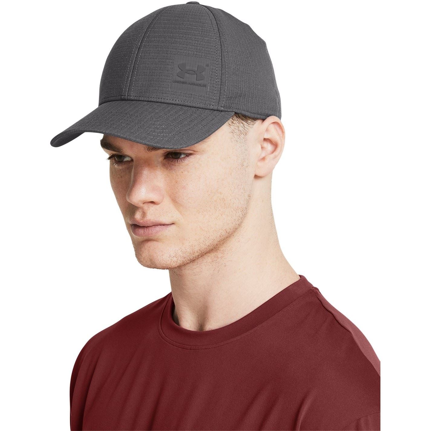 Under Armour Iso Chill Armourvent Curved Brim Baseball Cap