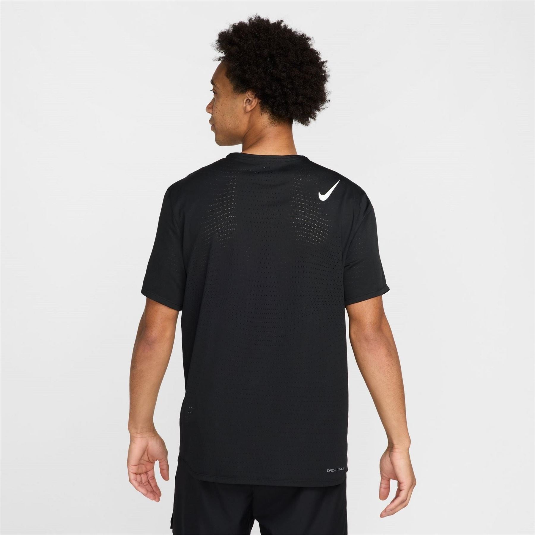 Nike Aroswift Crew Neck Regular Fit T-Shirt