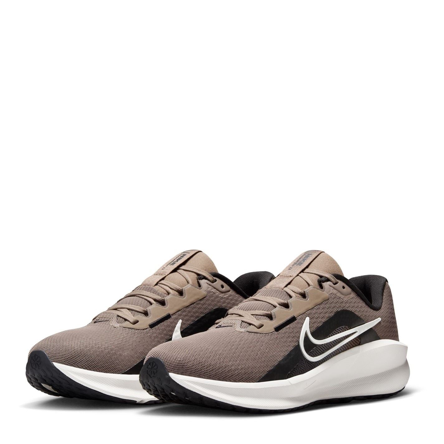 Nike Womens Downshifter 13 Road Running Shoes