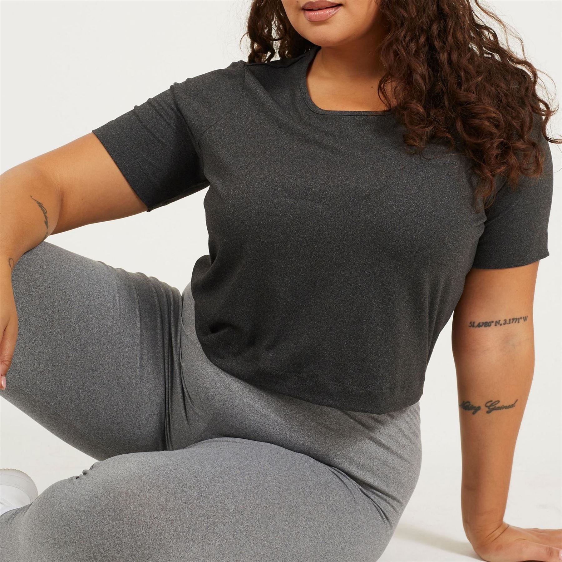 Brave Soul Womens Plus Size Cropped Round Neck T-Shirt