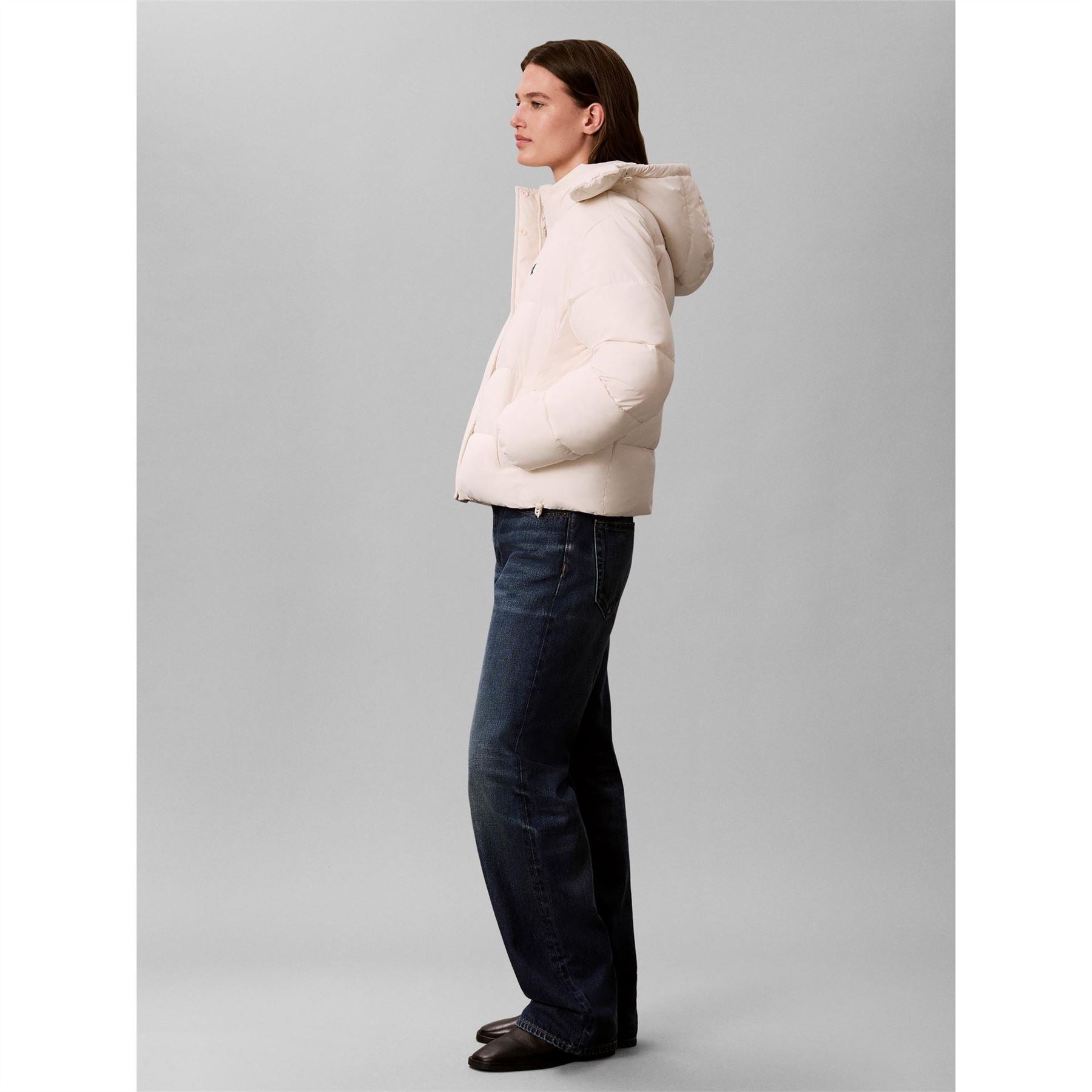 Calvin Klein Jeans  Essential Water Resistant Rds Certified Down Short Puffer Jacket
