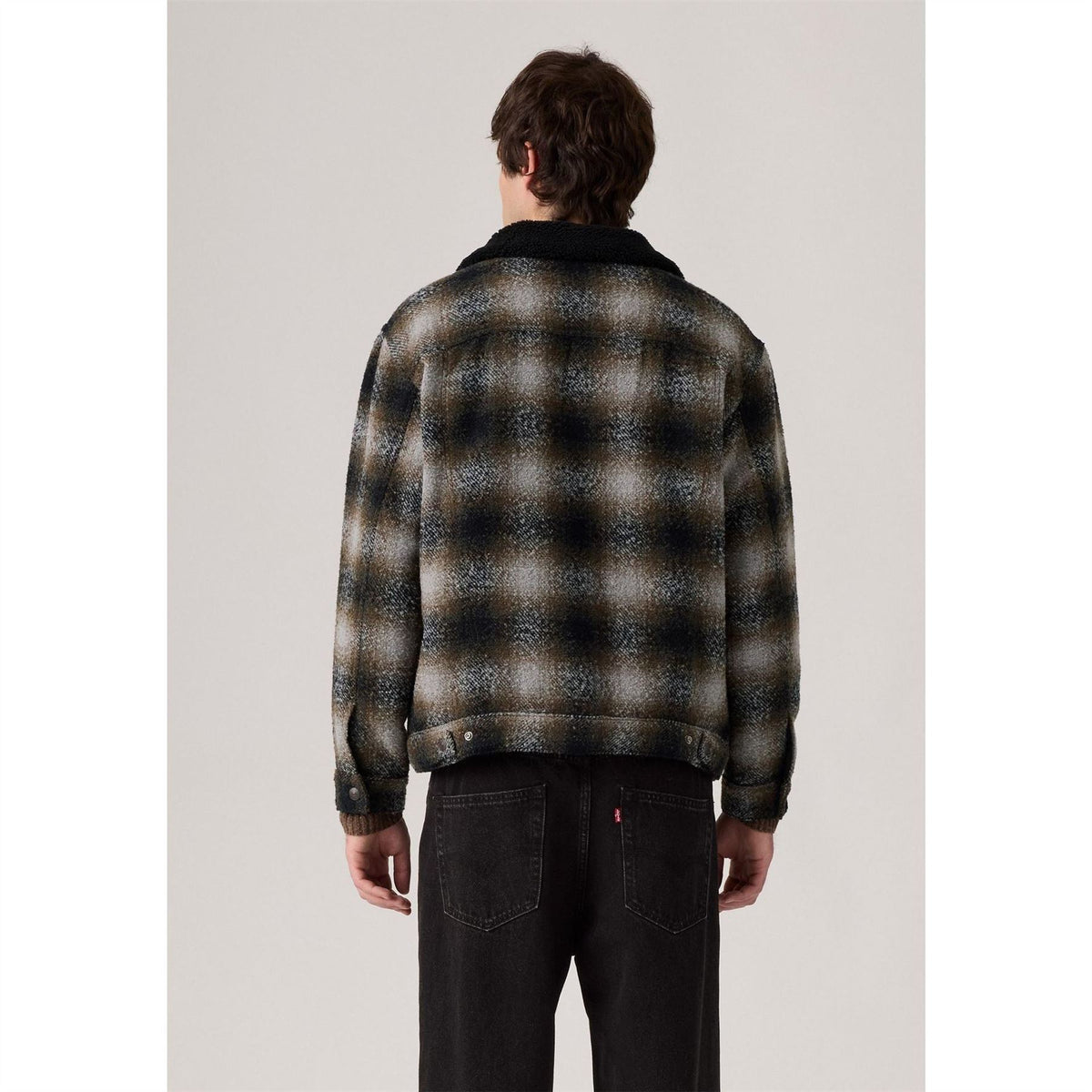 Levis Relaxed Fit Solid Patterned Sherpa Denim Jacket with Chest Pocket