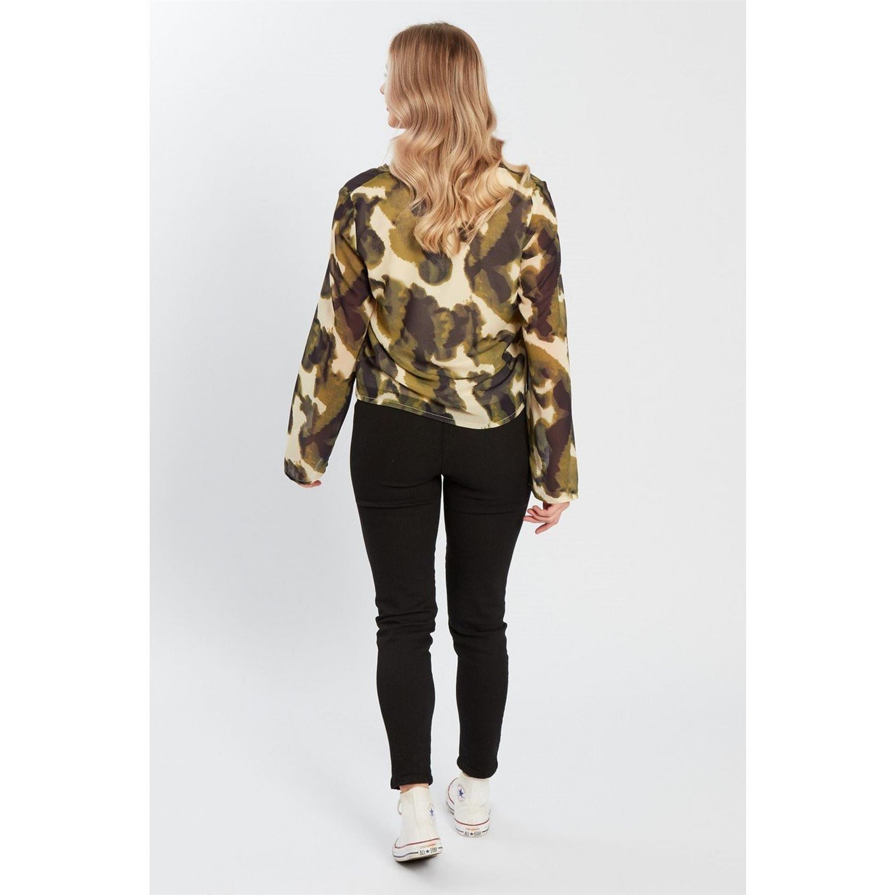 Influence Relaxed Fit V-Neck Long Sleeve Blouse