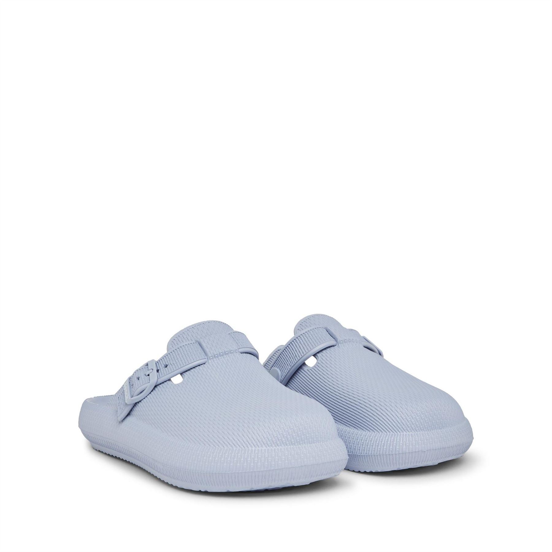 Bench Ibbie Textured Closed Toe Shuv Clogs