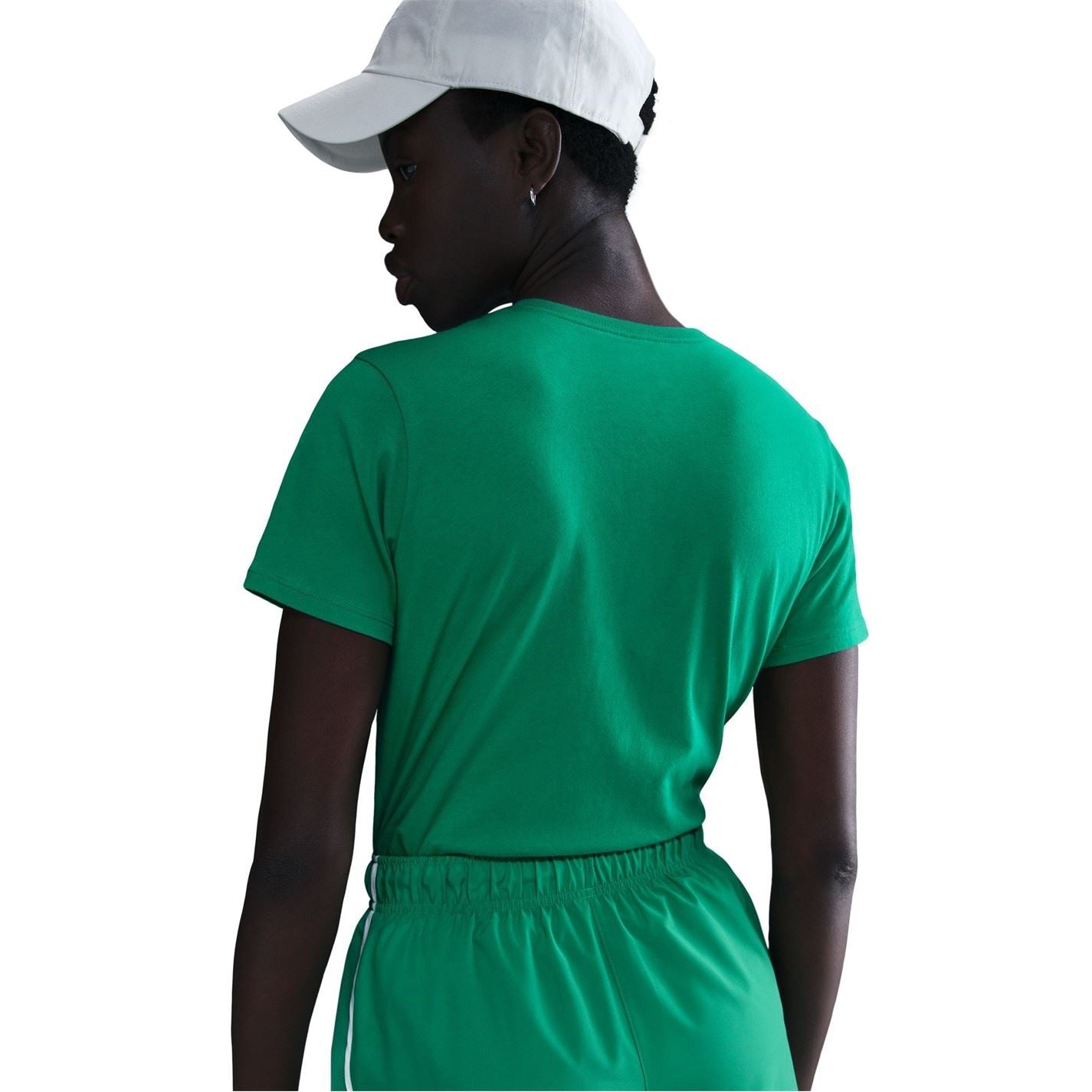 Nike Womens Sportswear Club T-Shirt