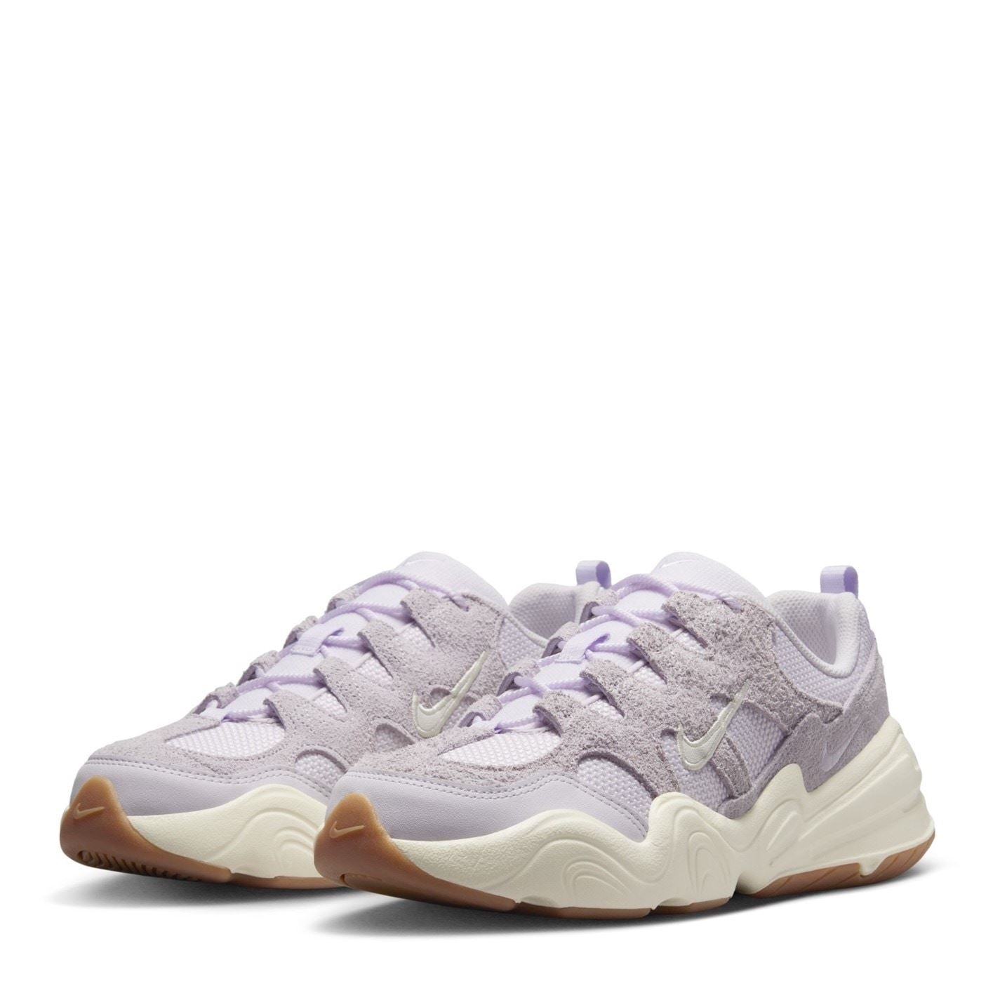 Nike Tech Hera Low Top Sneakers