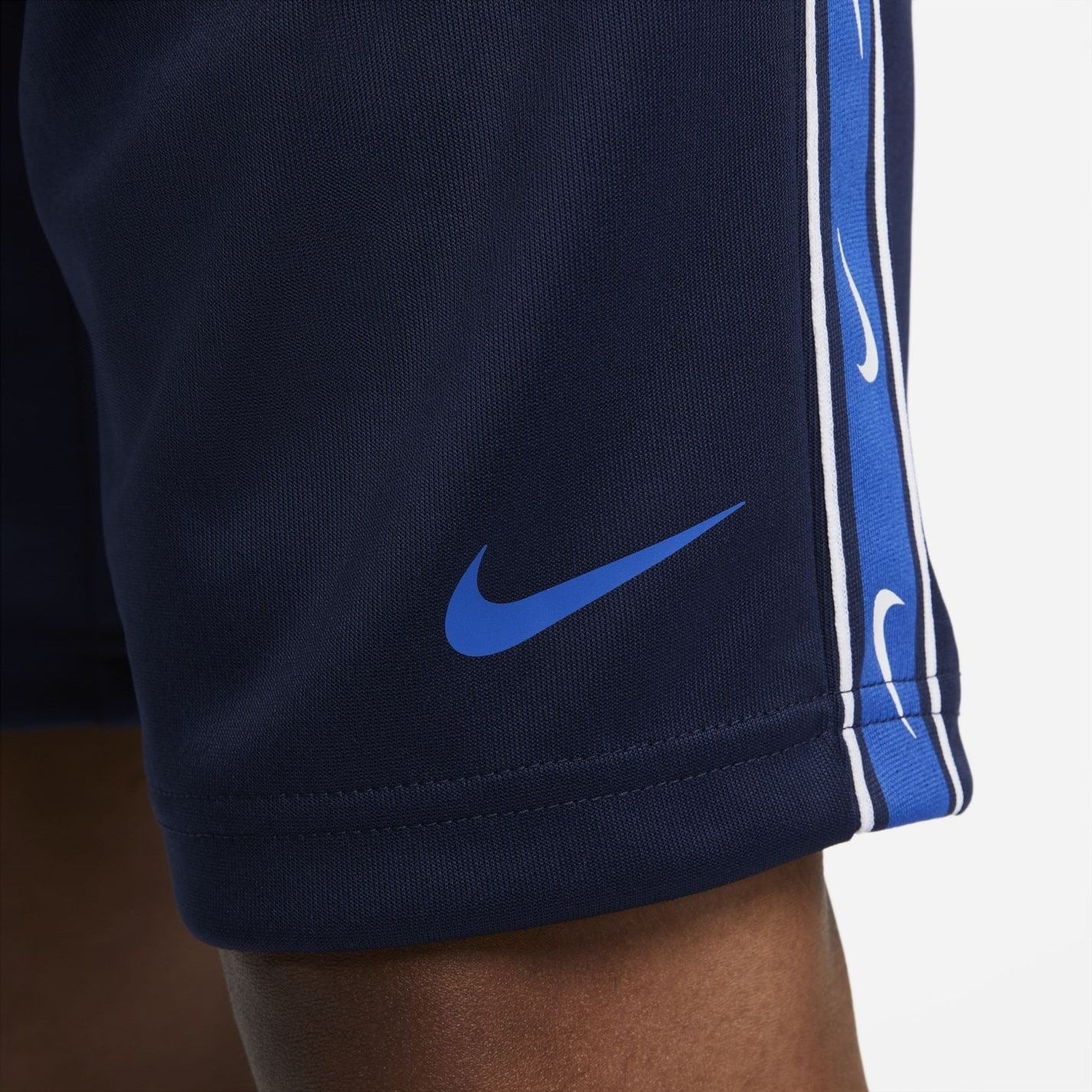 Nike Nsw Repeat Athletic Shorts