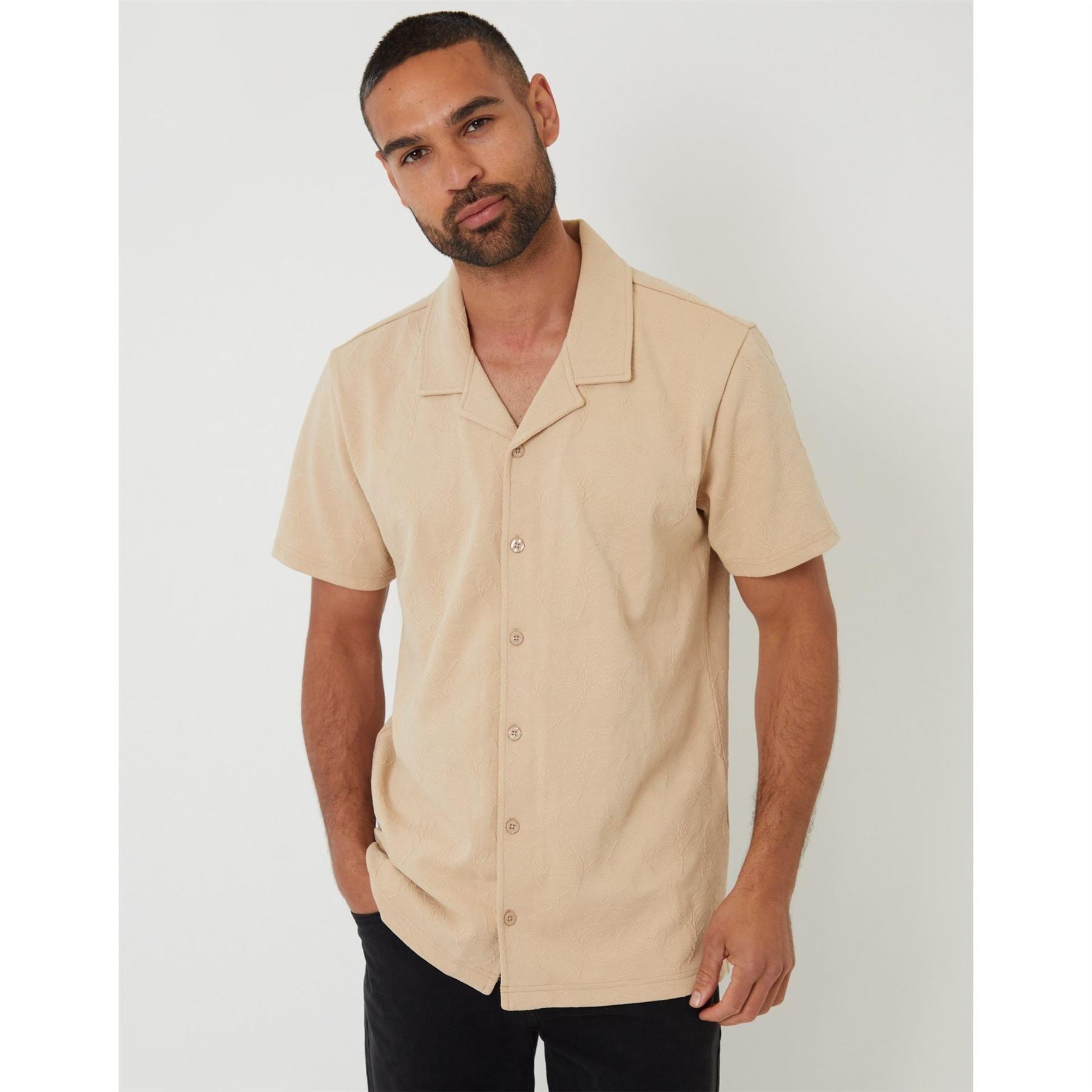 Threadbare Darvel Collared Neck Short Sleeve Shirt
