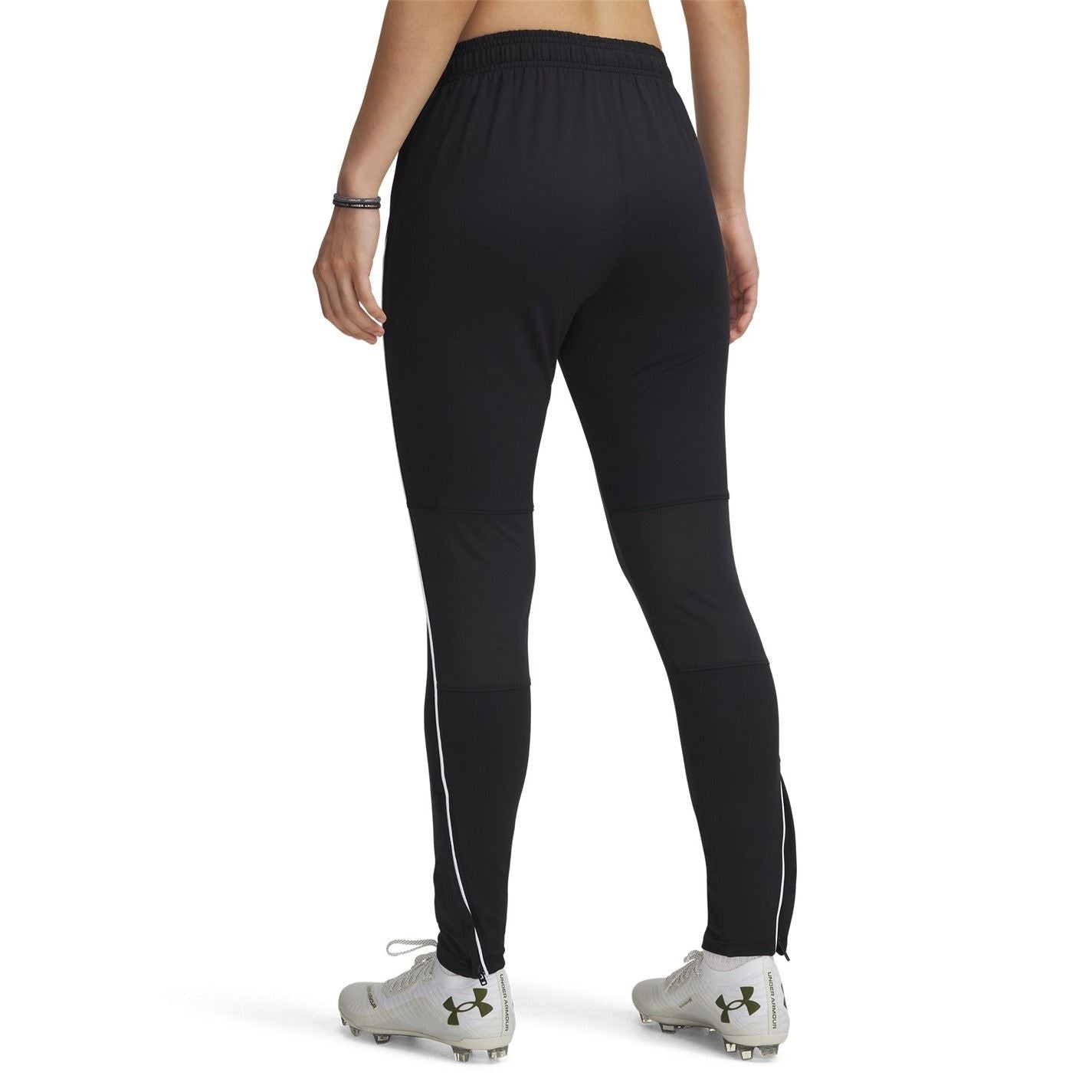 Under Armour Challengr Solid Patterned Slim Track Pants