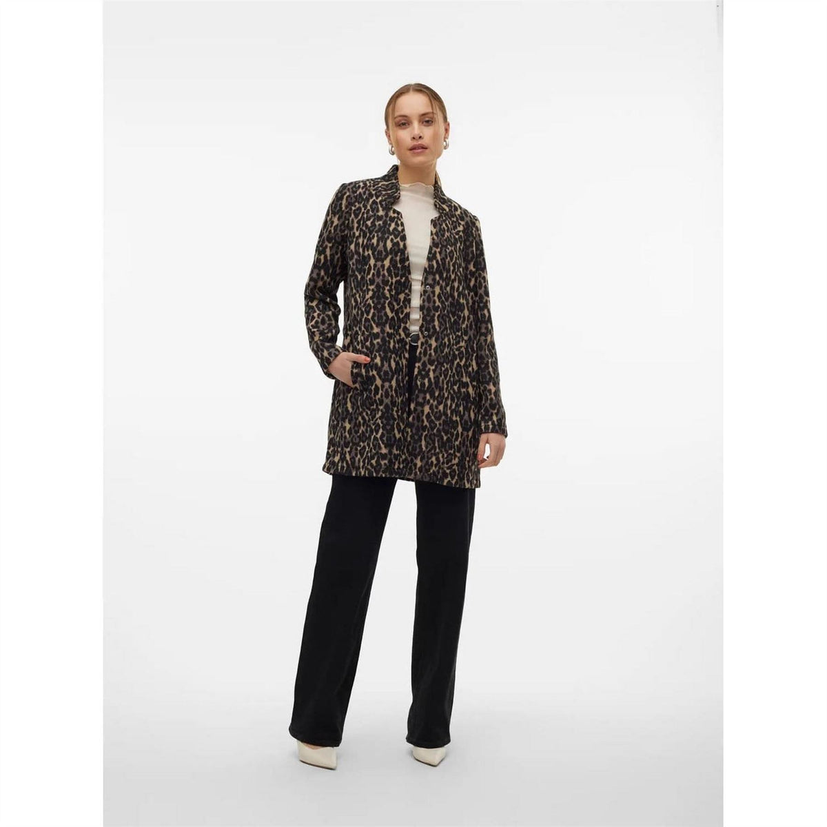 Vero Moda Katrine Leopard Print Jacket