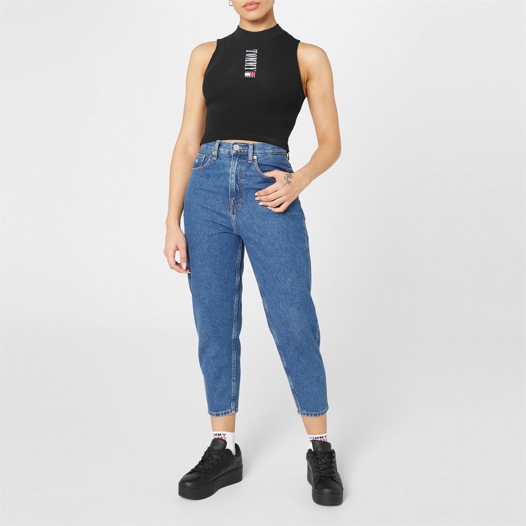 Tommy Jeans High Rise Tapered Mom Jeans